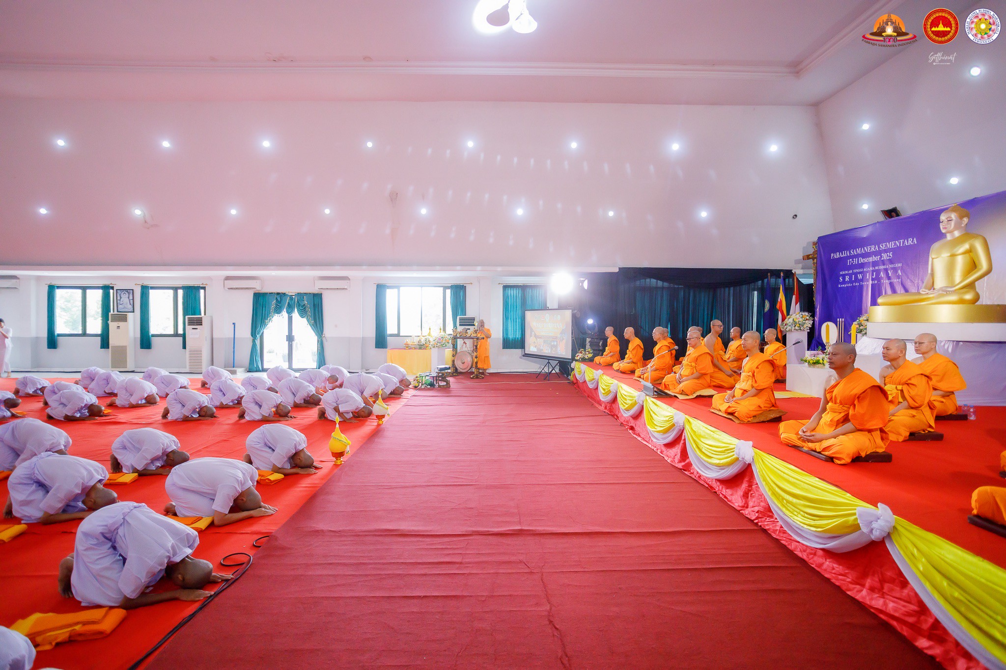สมัชชาพระธรรมทูตไทยในสาธารณรัฐอินโดนีเซีย จัดโครงการบรรพชาสามเณร