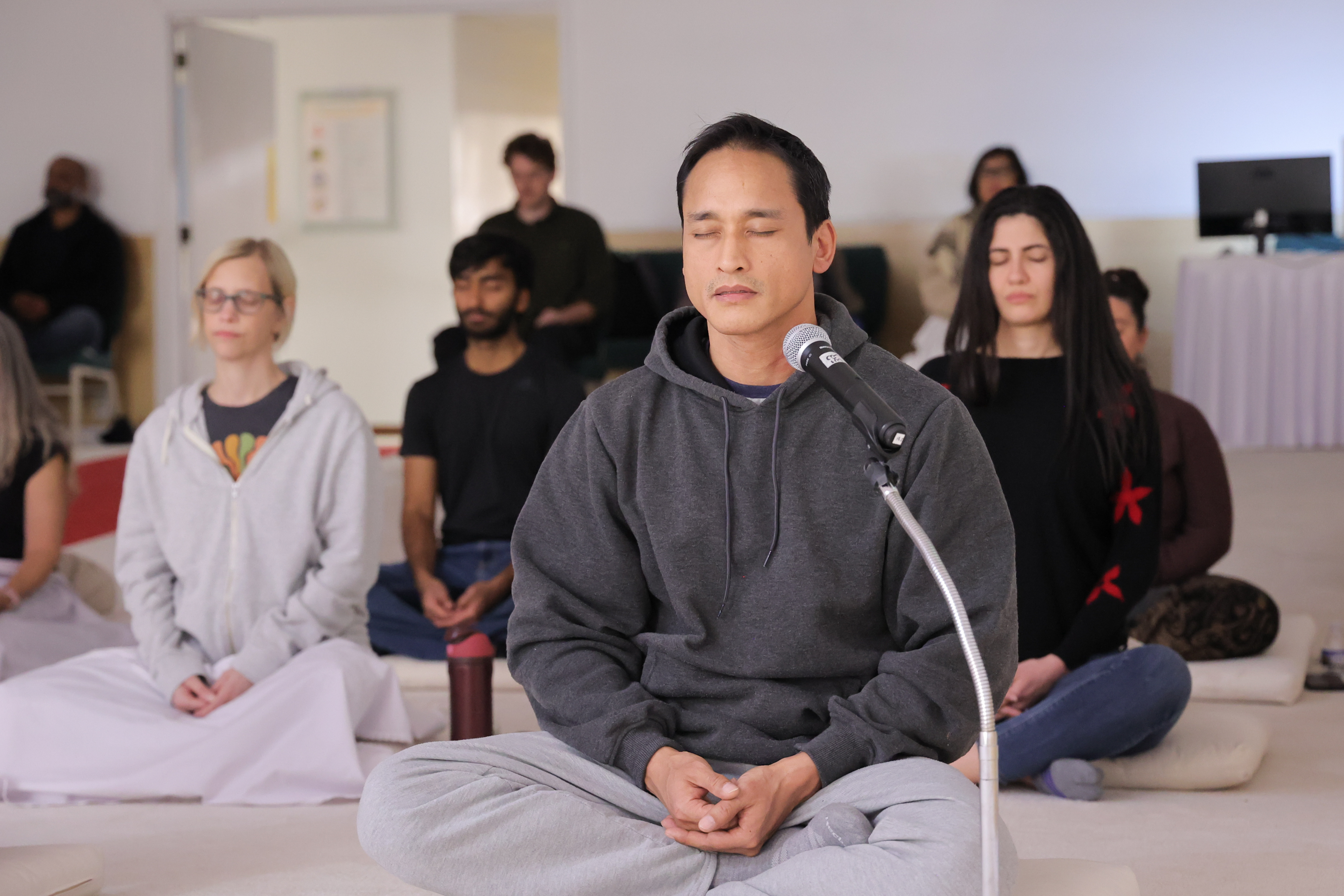 วัดพระธรรมกายจอร์เจีย จัดกิจกรรมนั่งสมาธิสำหรับชาวท้องถิ่น