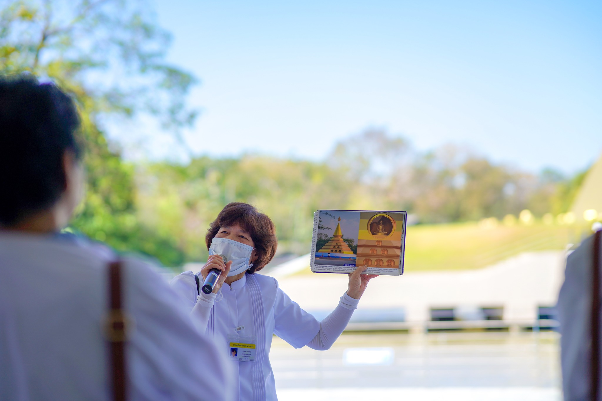 คณะชาวศรีลังกา มาเยี่ยมชมวัดพระธรรมกาย