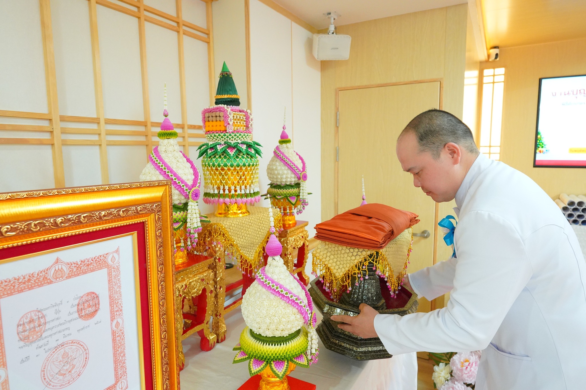 วัดพระธรรมกายโอซาก้า จัดงานบุญบูชาข้าวพระ