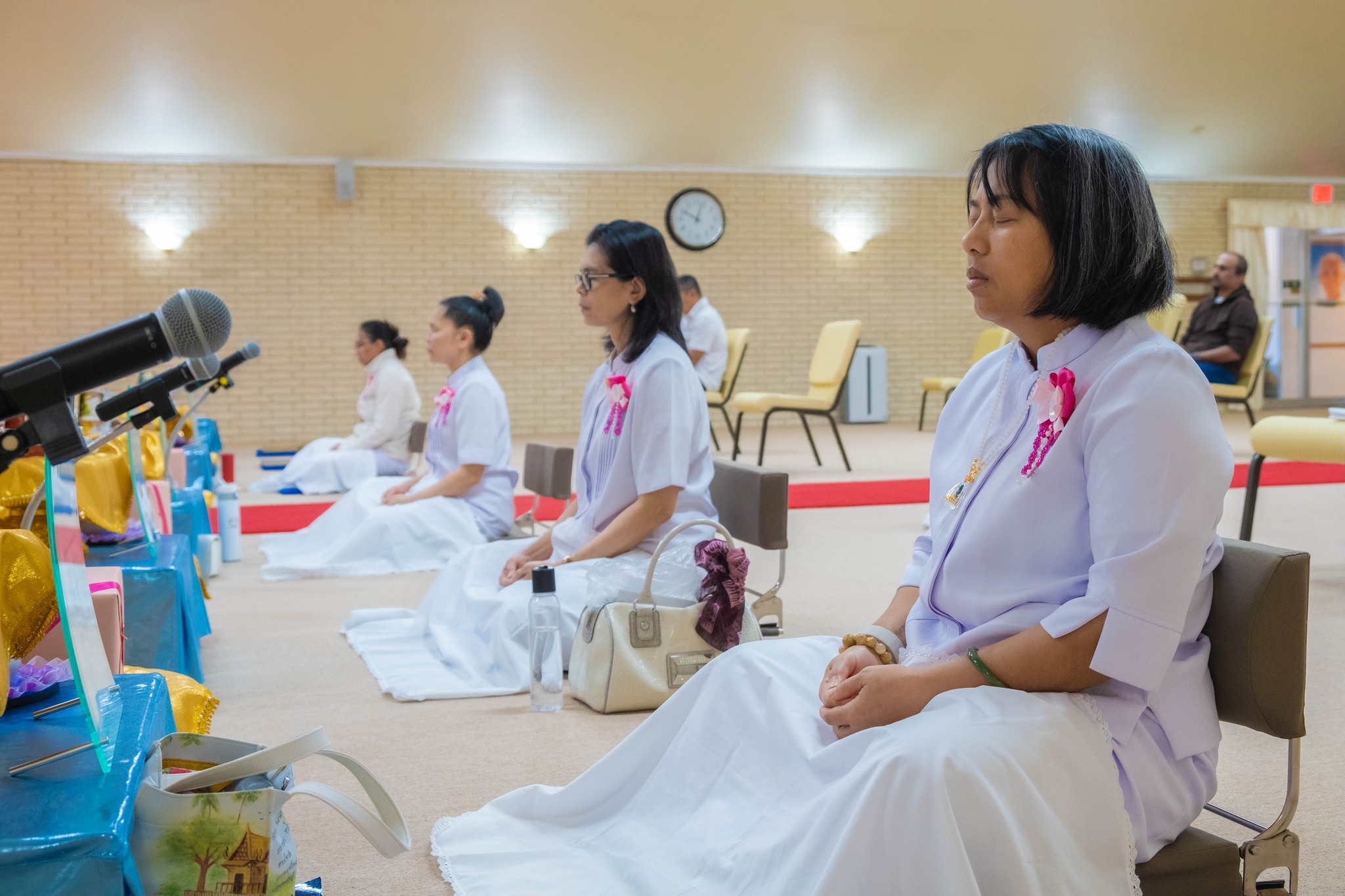 วัดพระธรรมกายเท็กซัส จัดงานบุญวันอาทิตย์