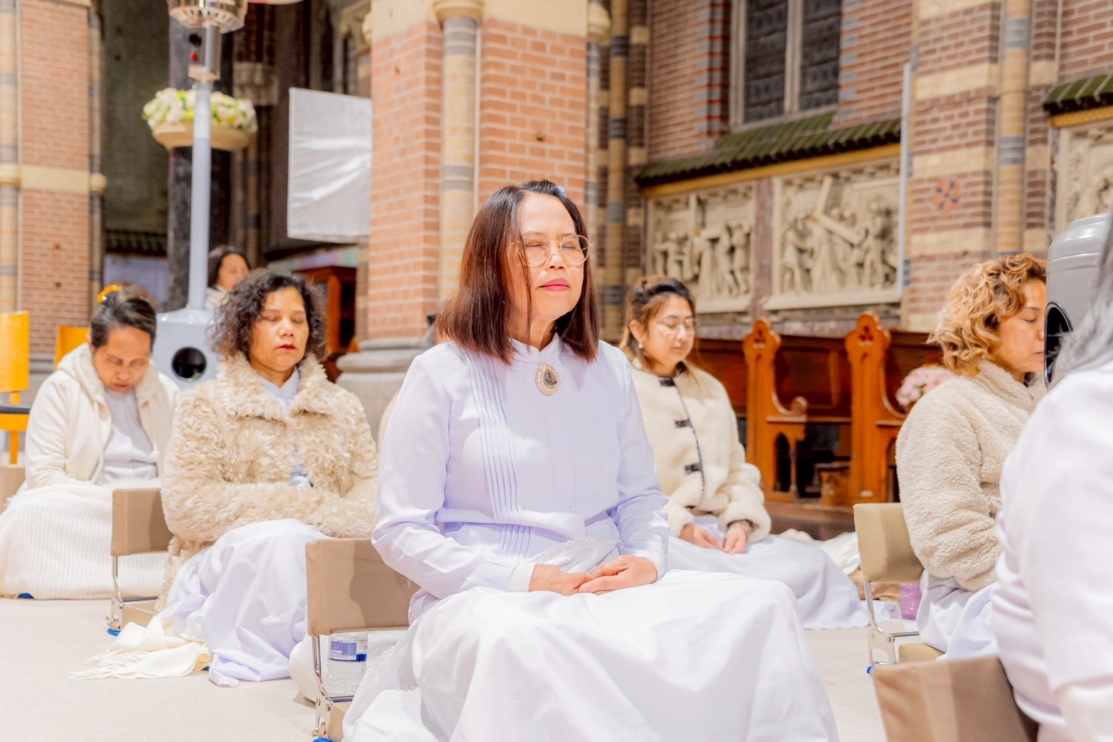 วัดพระธรรมกายเนเธอร์แลนด์ จัดงานบุญบูชาข้าวพระ