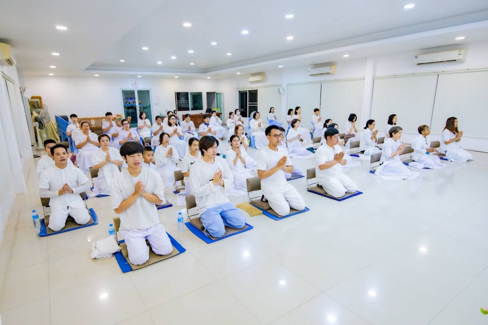 ศูนย์อบรมเยาวชนลาดหลุมแก้ว จัดโครงการปฏิบัติธรรม"สมาธิเติมสุข" รุ่นที่ 39
