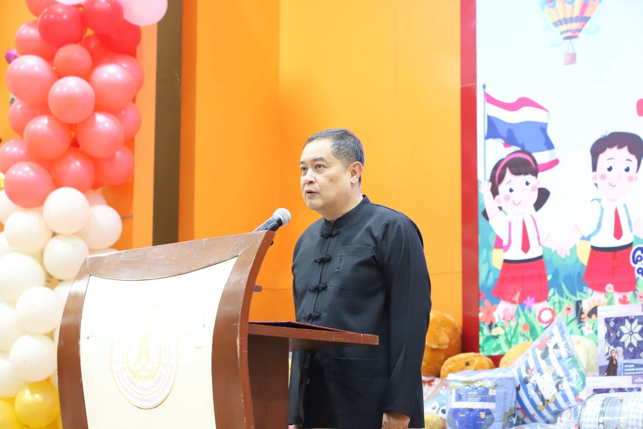 ผู้ว่าราชการจังหวัดปทุมธานี เป็นประธานเปิดงานสานฝันวันเด็กแห่งชาติ ประจำปี 2569