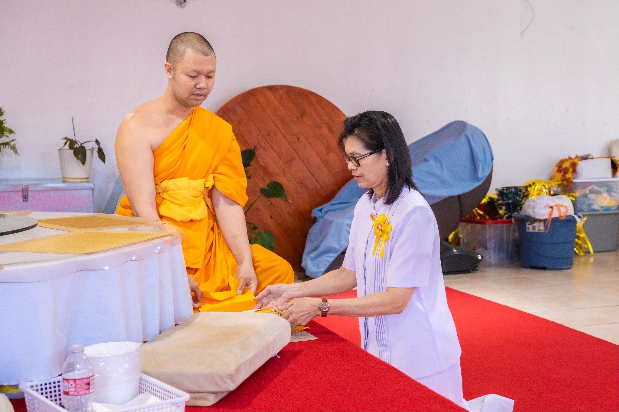 วัดพระธรรมกายเท็กซัส จัดงานบุญวันอาทิตย์