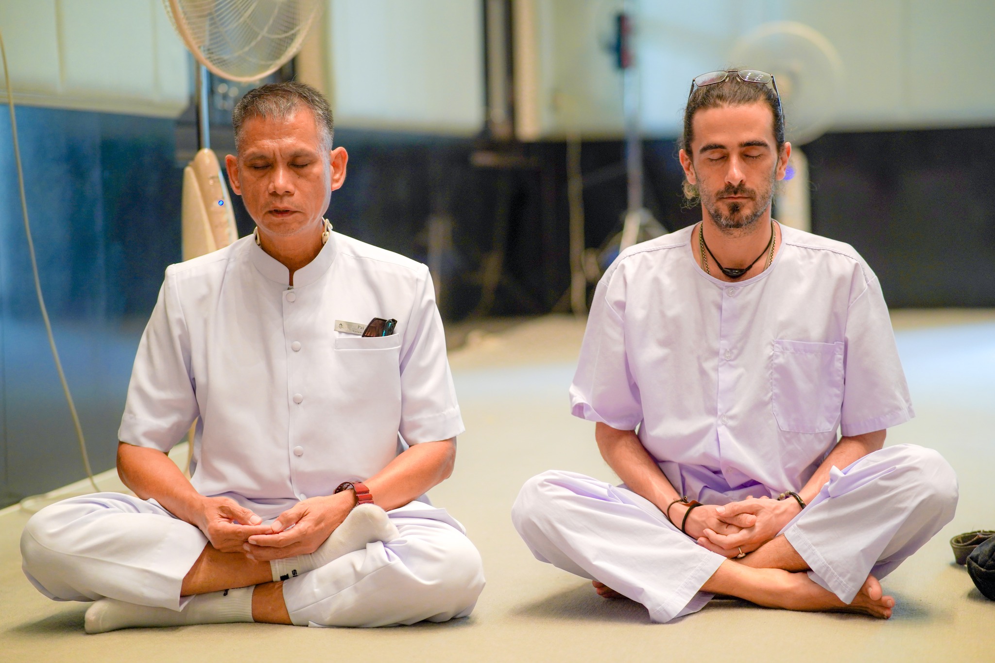 สถาปนิกชาวสเปน เดินทางมาเยี่ยมวัดพระธรรมกาย