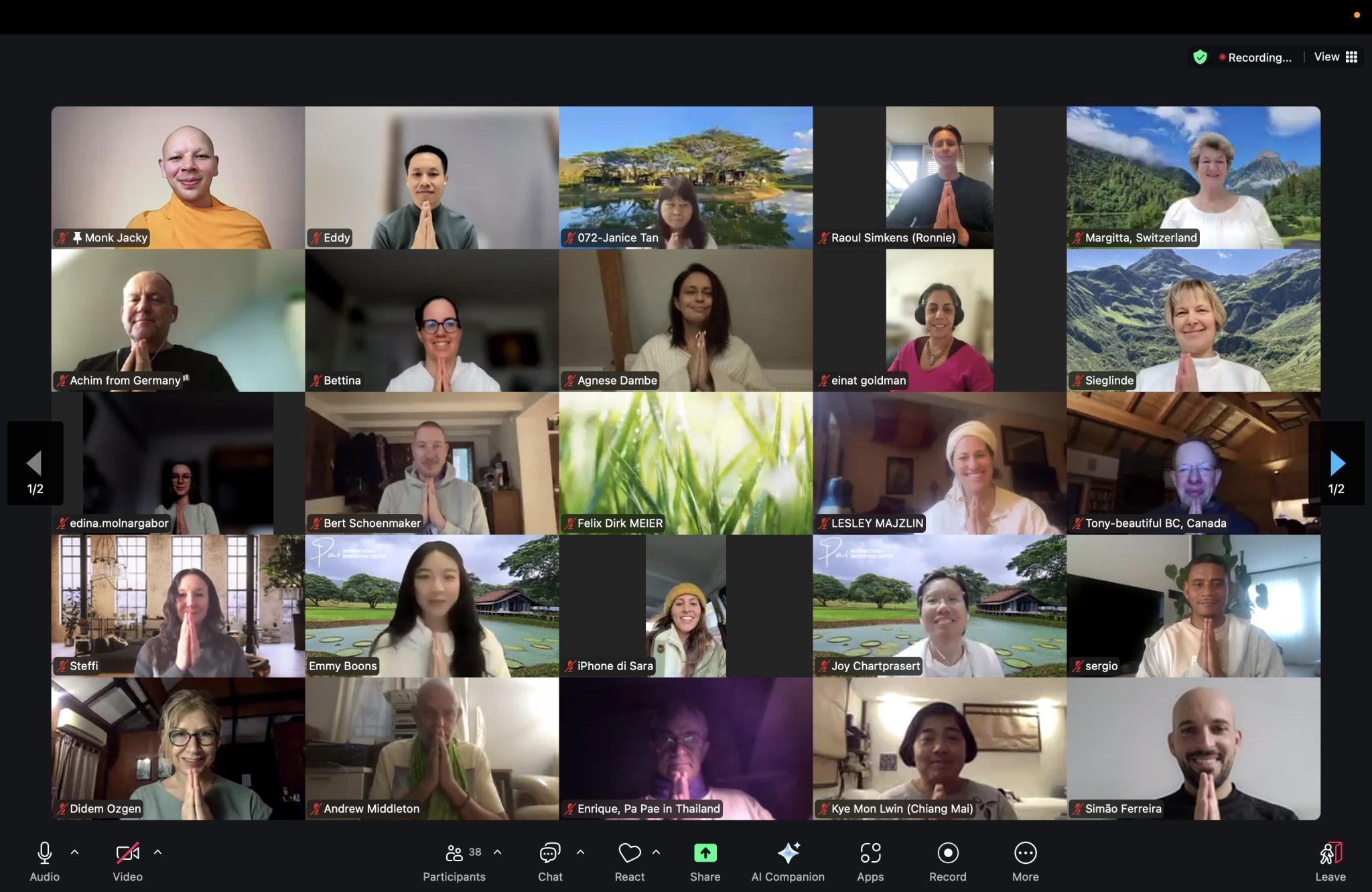 ศูนย์ปฏิบัติธรรมนานาชาติปาย จัดกิจกรรมนั่งสมาธิออนไลน์