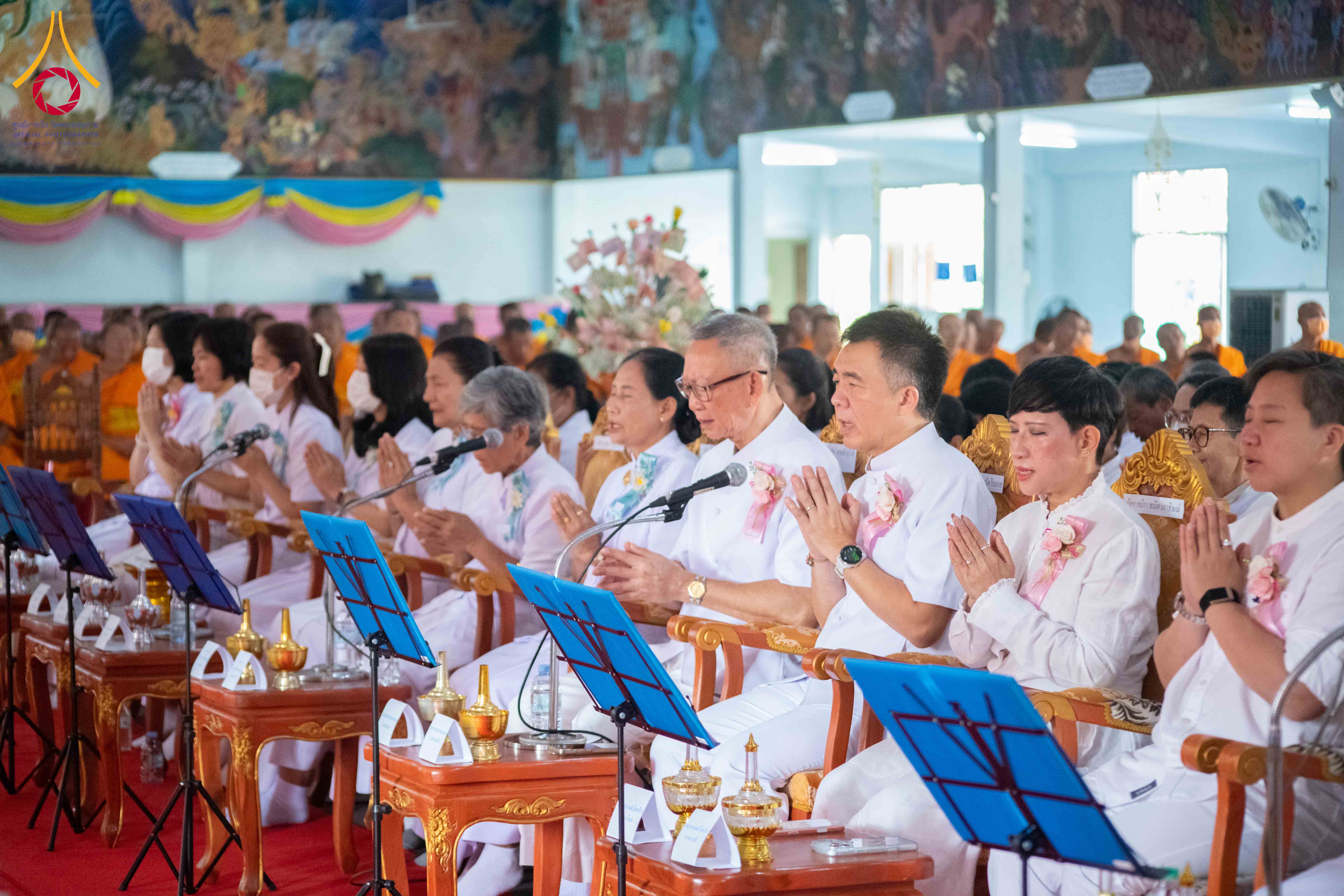 พิธีทอดผ้าป่าบำรุงศาสนสถาน ณ วัดโบสถ์บน จ.นนทบุรี
