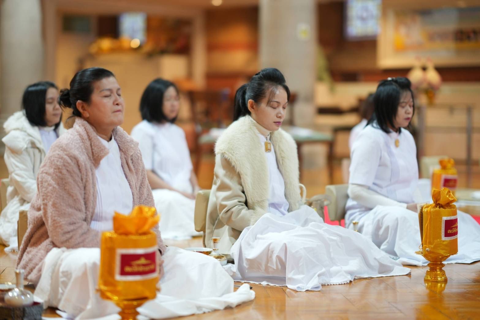 วัดพระธรรมกายลอนดอน จัดงานบุญครบรอบ 117 ปี คุณยายอาจารย์