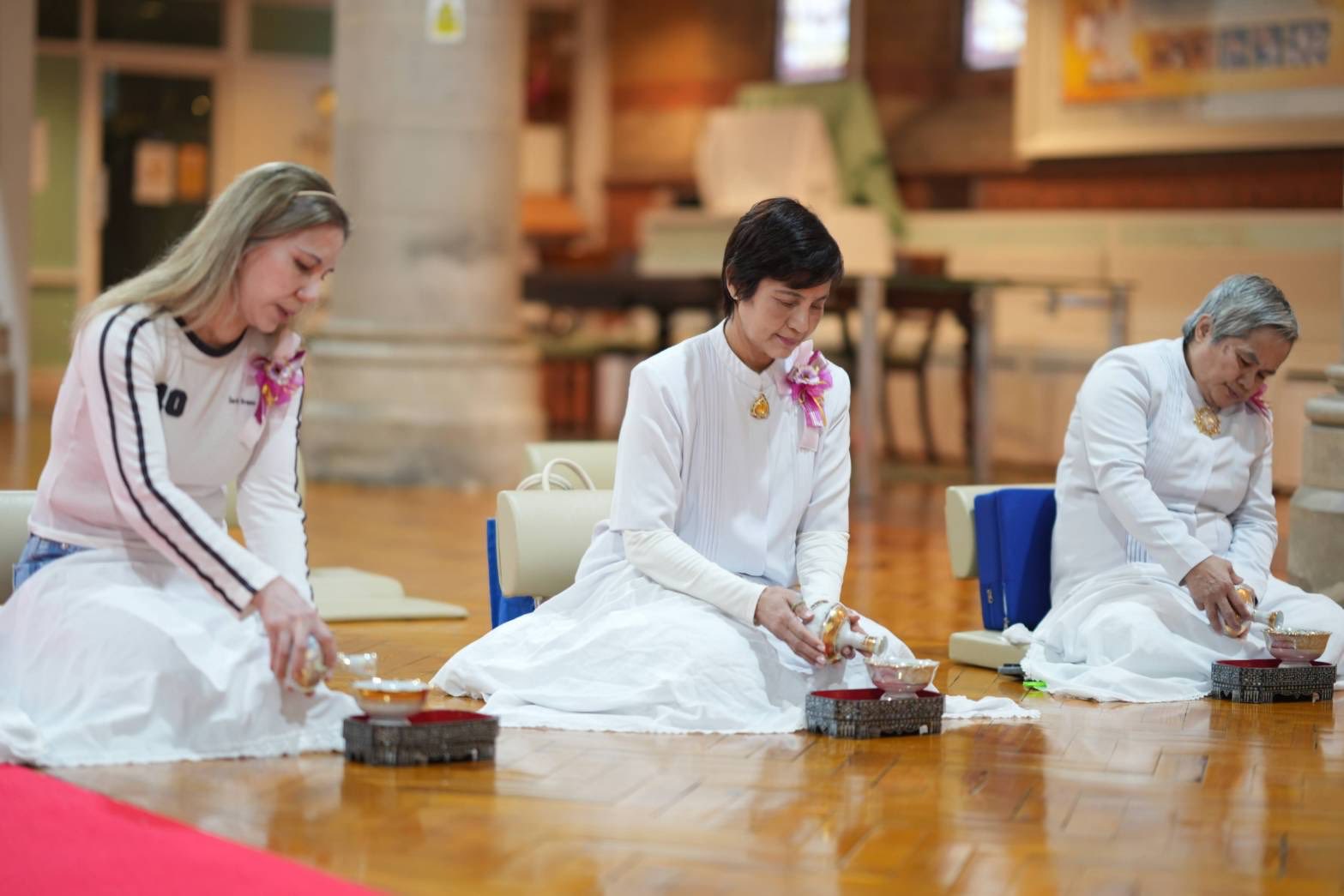 วัดพระธรรมกายลอนดอน จัดงานบุญครบรอบ 117 ปี คุณยายอาจารย์