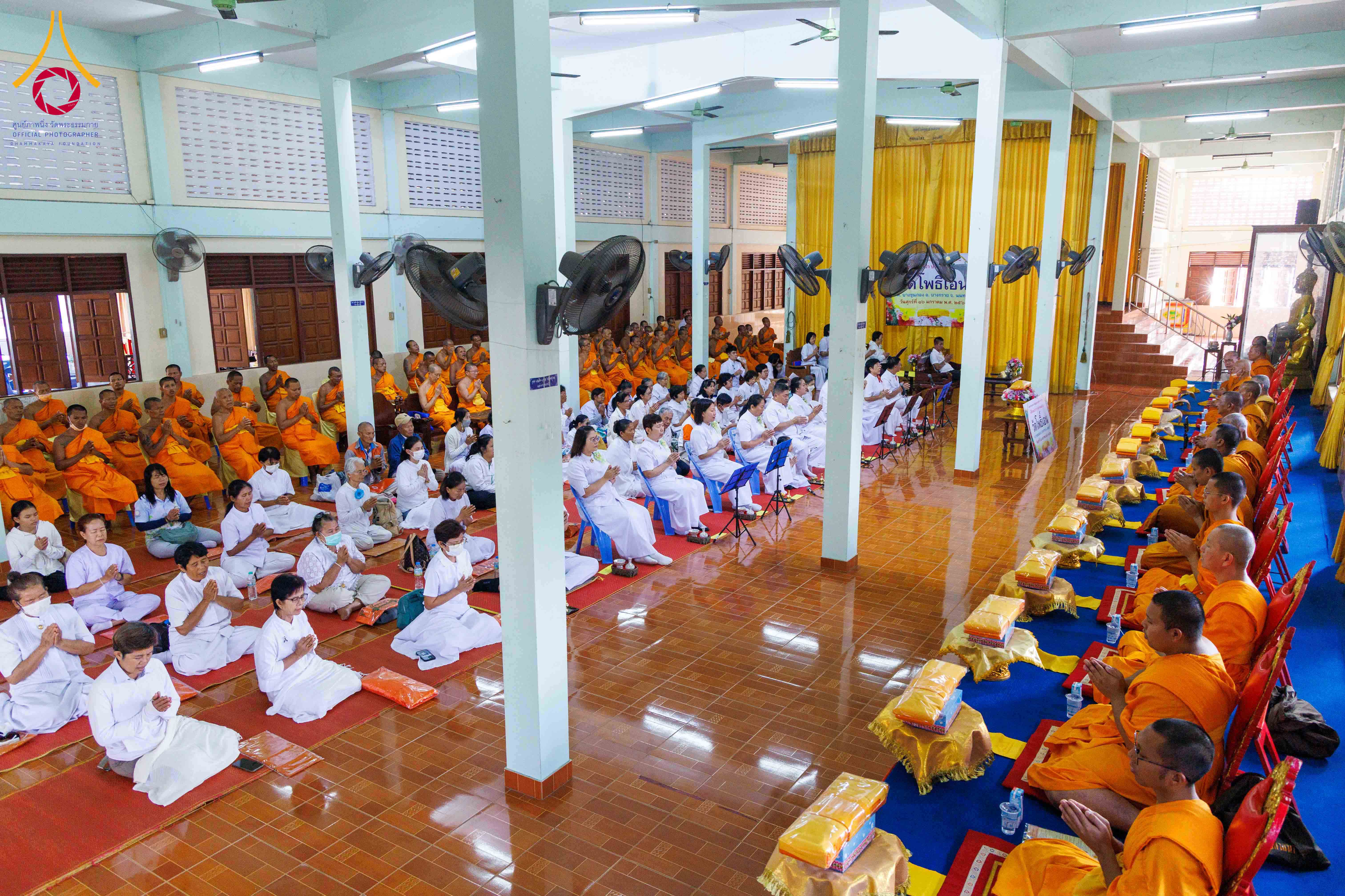 พิธีทอดผ้าป่าบำรุงศาสนสถาน ณ วัดโพธิ์เอน จังหวัดนครปฐม