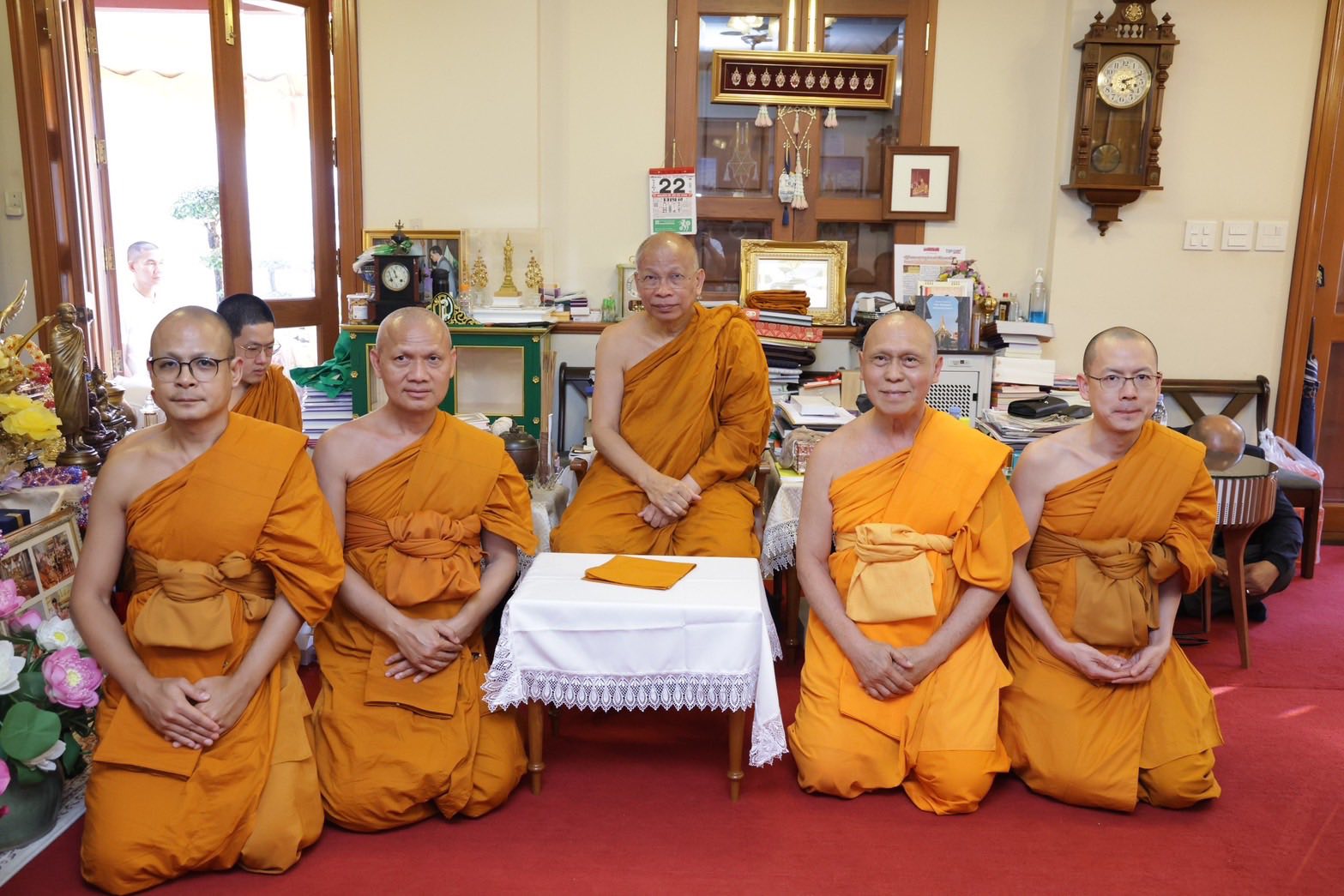 เลขานุการสมเด็จพระสังฆราช รับถวายมุทิตาสักการะจากเจ้าอาวาสวัดพระธรรมกาย