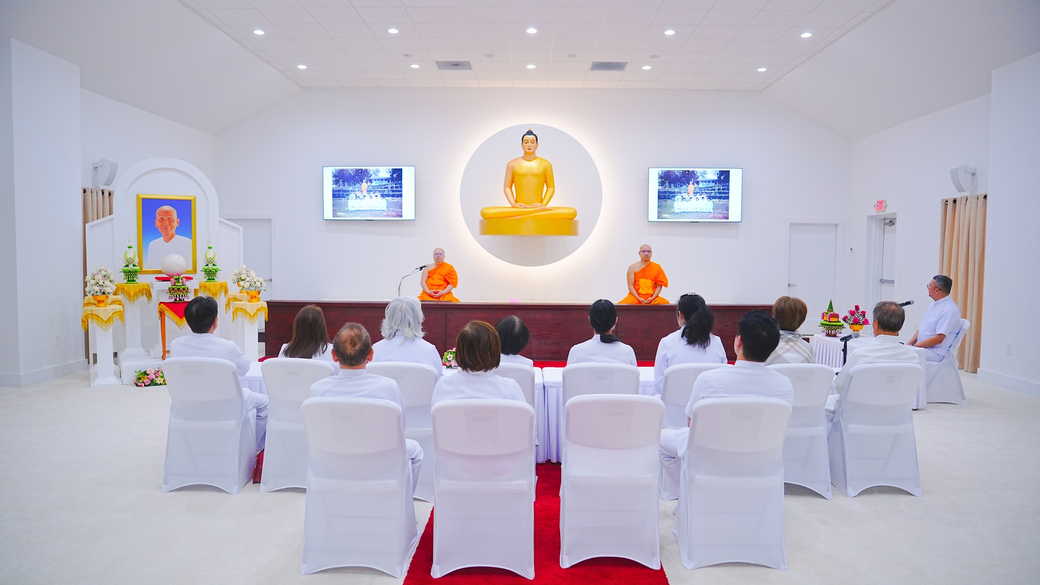 วัดพระธรรมกายเทนเนสซี จัดงานบุญ 117 ปี วันคล้ายวันเกิดของคุณยายอาจารย์