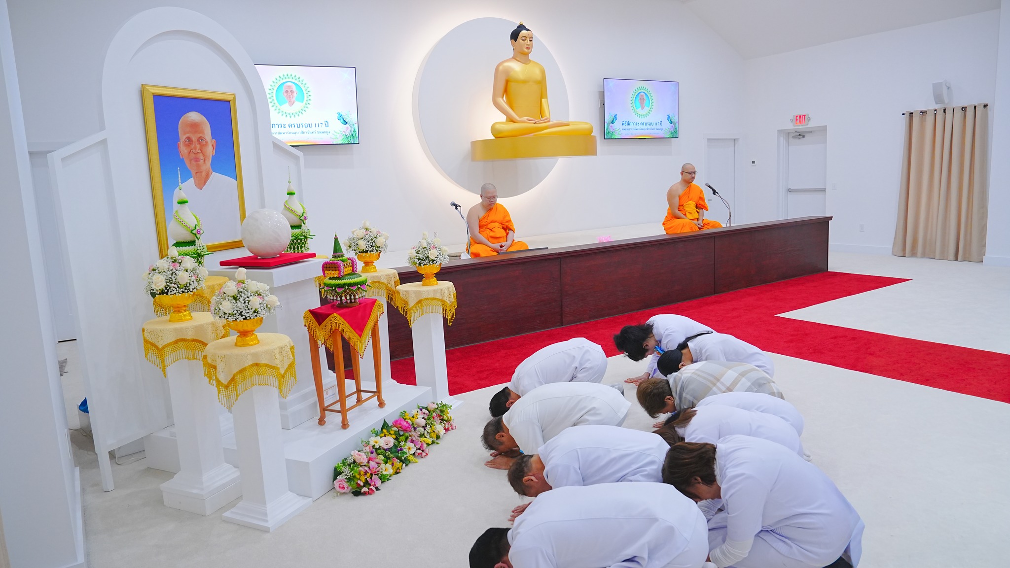 วัดพระธรรมกายเทนเนสซี จัดงานบุญ 117 ปี วันคล้ายวันเกิดของคุณยายอาจารย์
