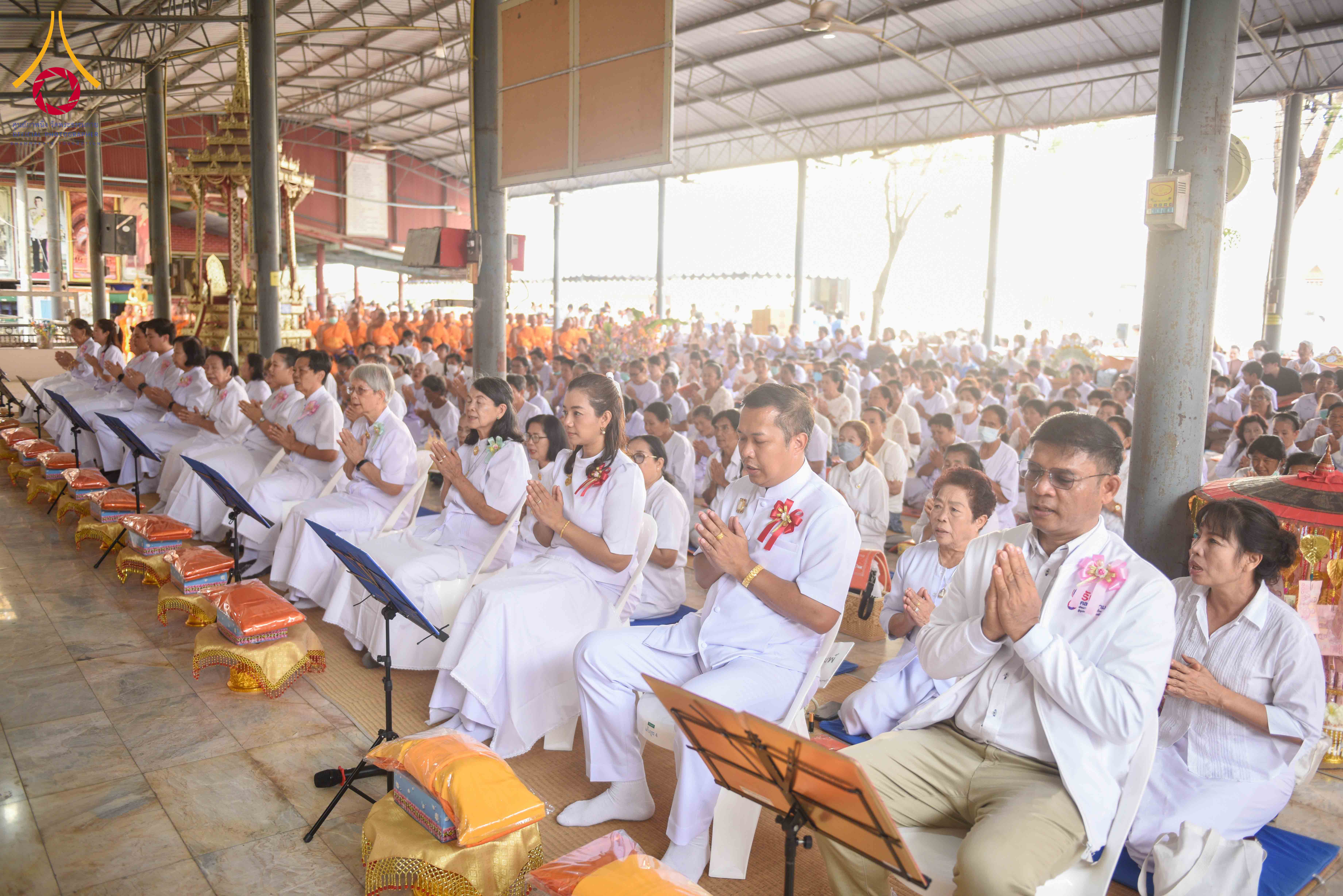 พิธีทอดผ้าป่าทำนุบำรุงศาสนสถาน โครงการธรรมยาตราเส้นทางพระผู้ปราบมาร ปีที่ 14 ณ วัดใหม่นพรัตน์ จ.สุพรรณบุรี