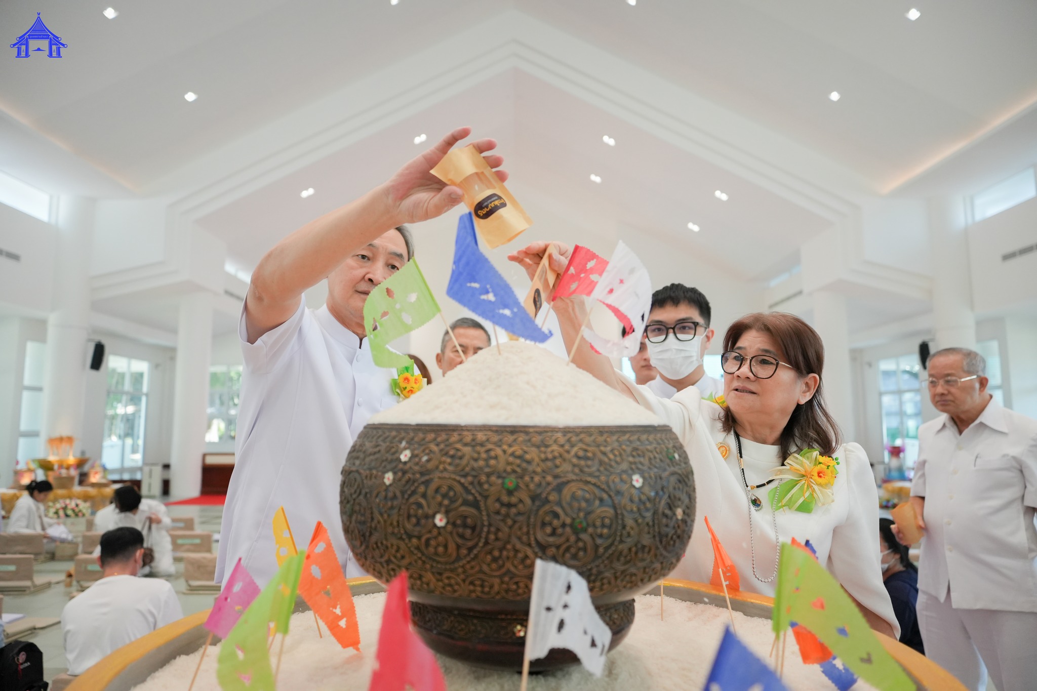 ธุดงคสถานล้านนา จัดพิธีถวายสังฆทานตานข้าวใหม่