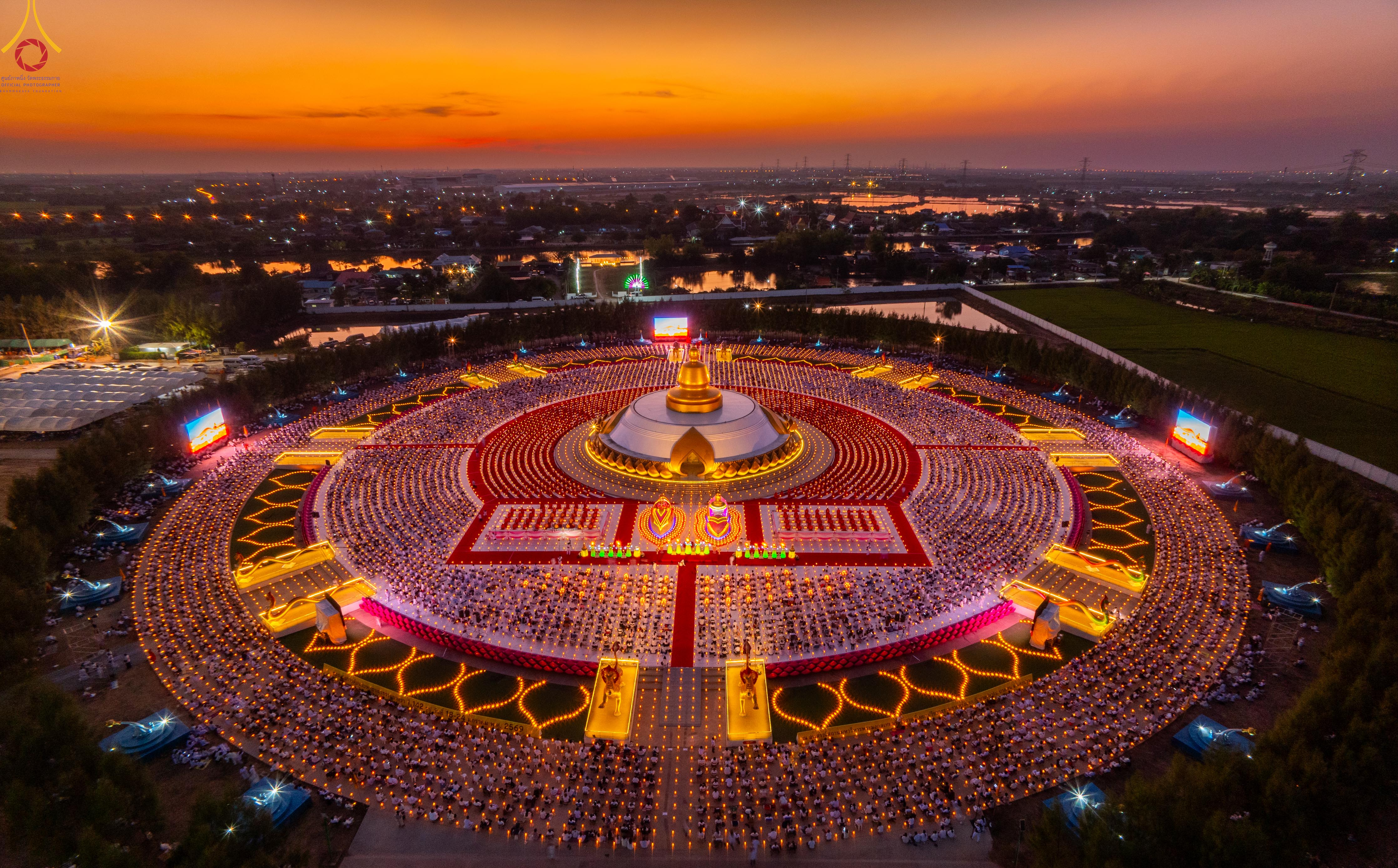 ธีจุดประทีป ณ อนุสรณ์สถานบางปลา จ.นครปฐม สถานที่เผยแผ่วิชชาธรรมกายครั้งแรก