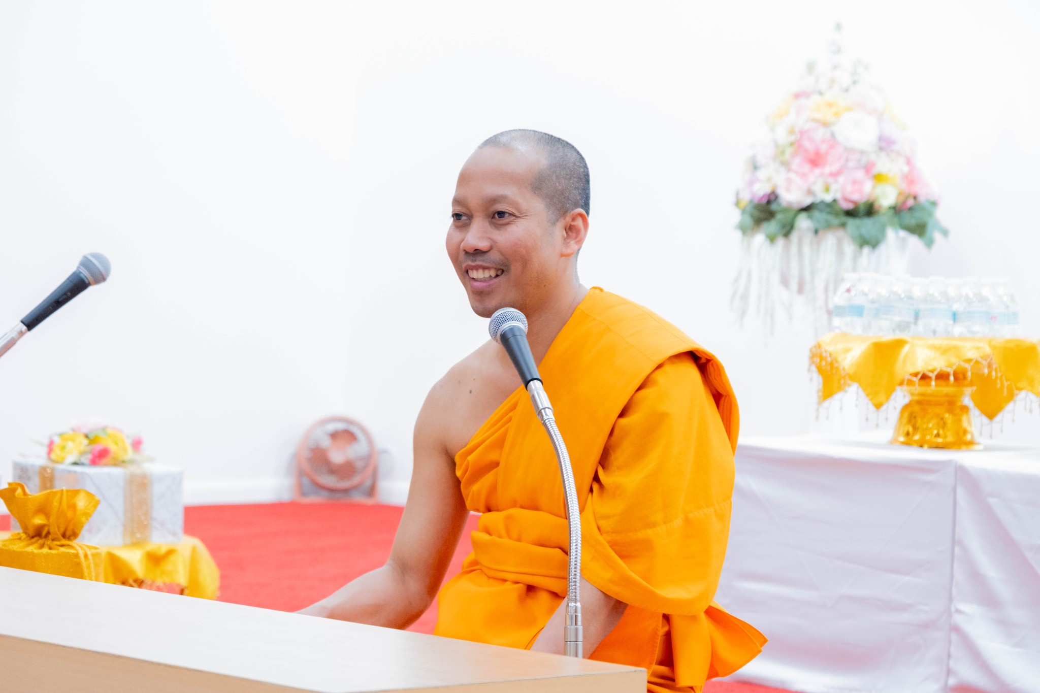 วัดพระธรรมกายมินเนโซตา จัดพิธีบำเพ็ญกุศลทักษิณานุประทาน สตมวาร อุทิศถวายพระพันปีหลวง