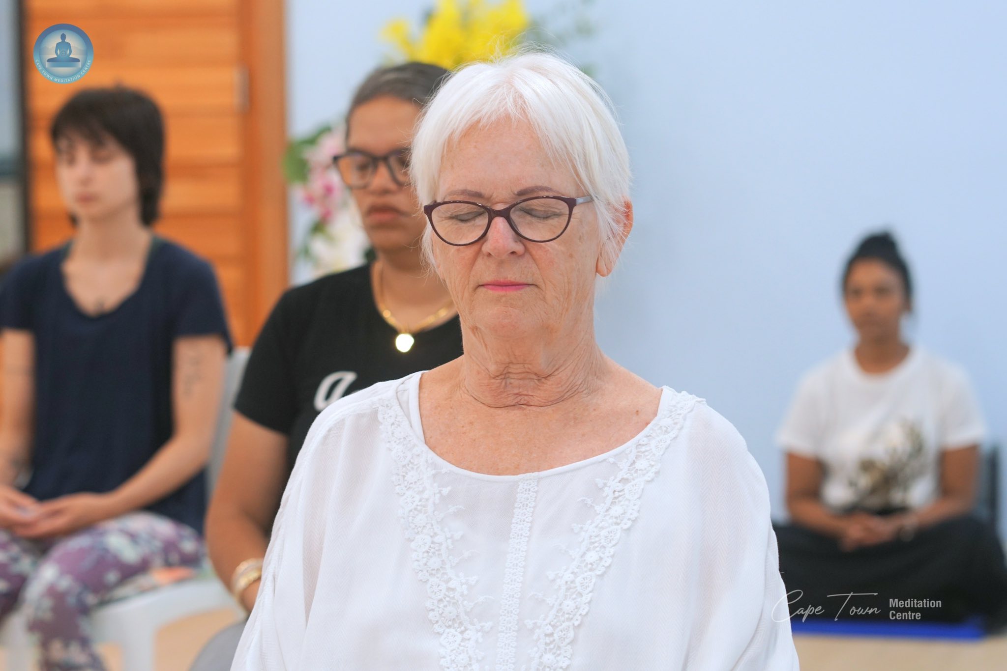 วัดพุทธเคปทาวน์ จัดคลาสสมาธิแก่ชาวท้องถิ่น