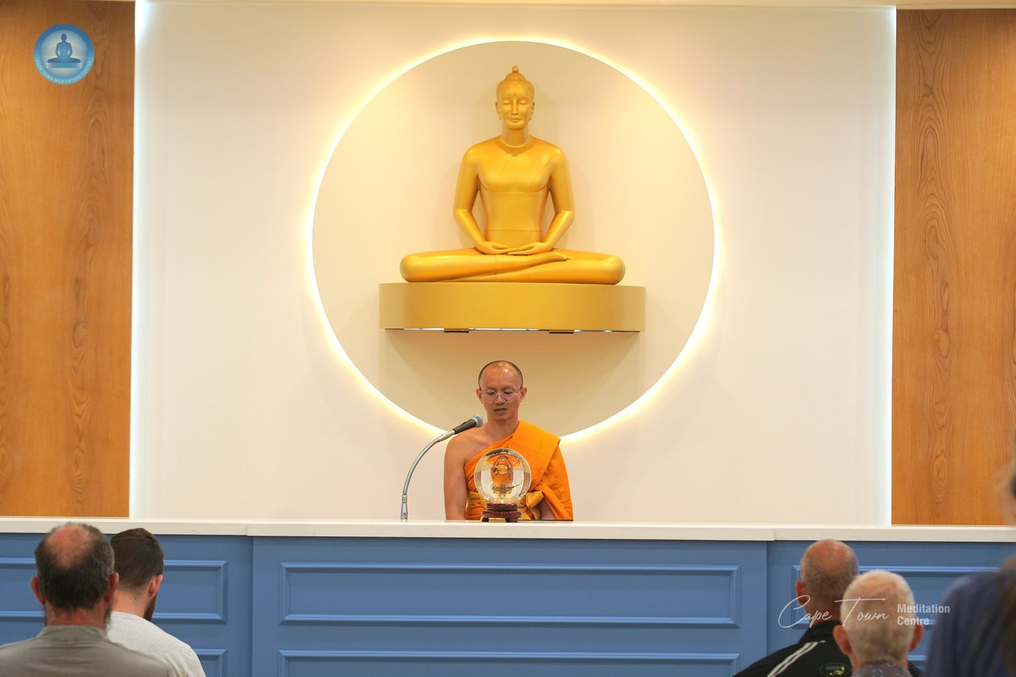 วัดพุทธเคปทาวน์ จัดคลาสสมาธิแก่ชาวท้องถิ่น