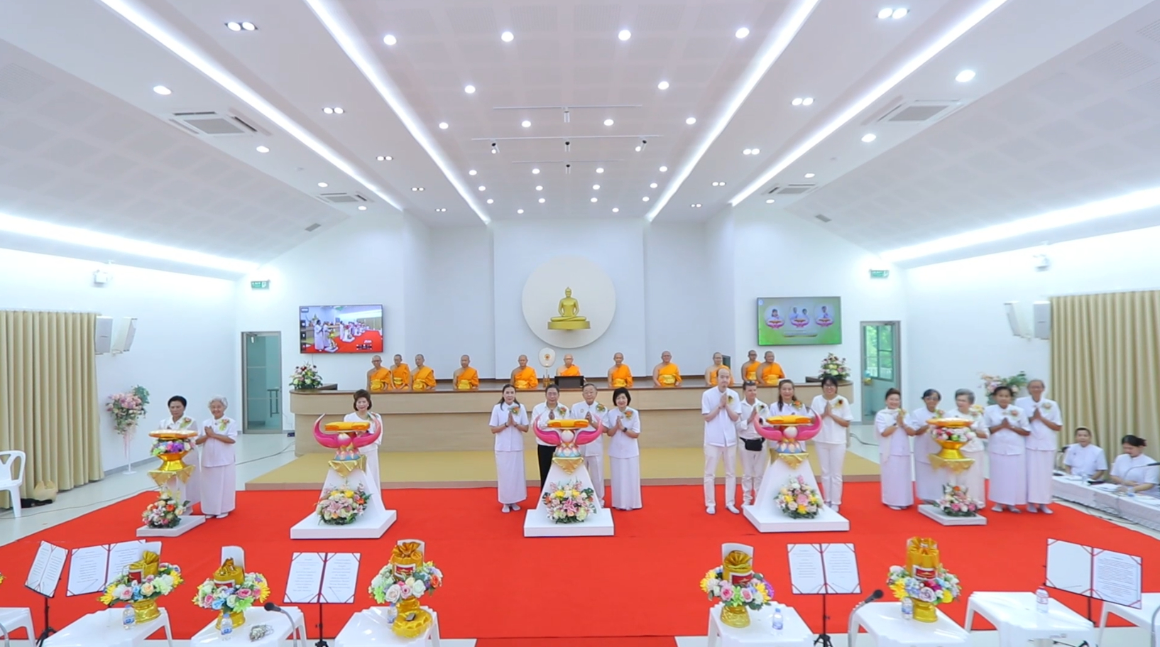 ศูนย์ปฏิบัติธรรมน้ำใสใจสว่าง จัดพิธีทอดผ้าป่าสร้างอาคารโรงครัว หอฉัน และต้อนรับพระธรรมยาตรา