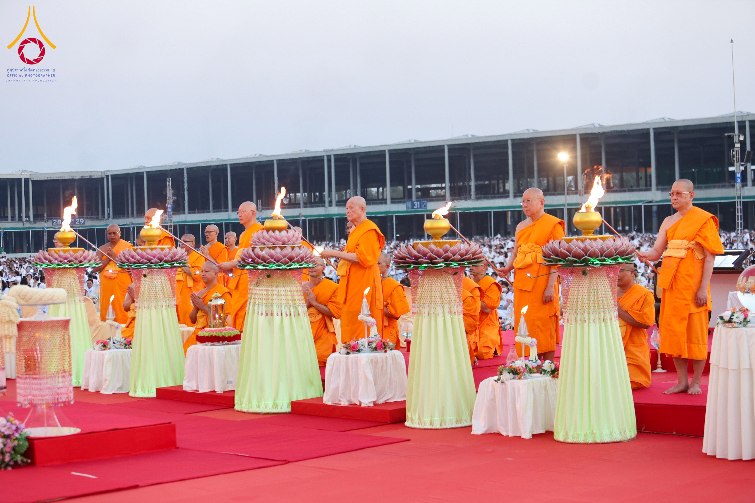 พิธีจุดประทีป ณ อนุสรณ์สถานลำดับที่ 7 สถานที่ขยายวิชชาธรรมกาย วัดพระธรรมกาย