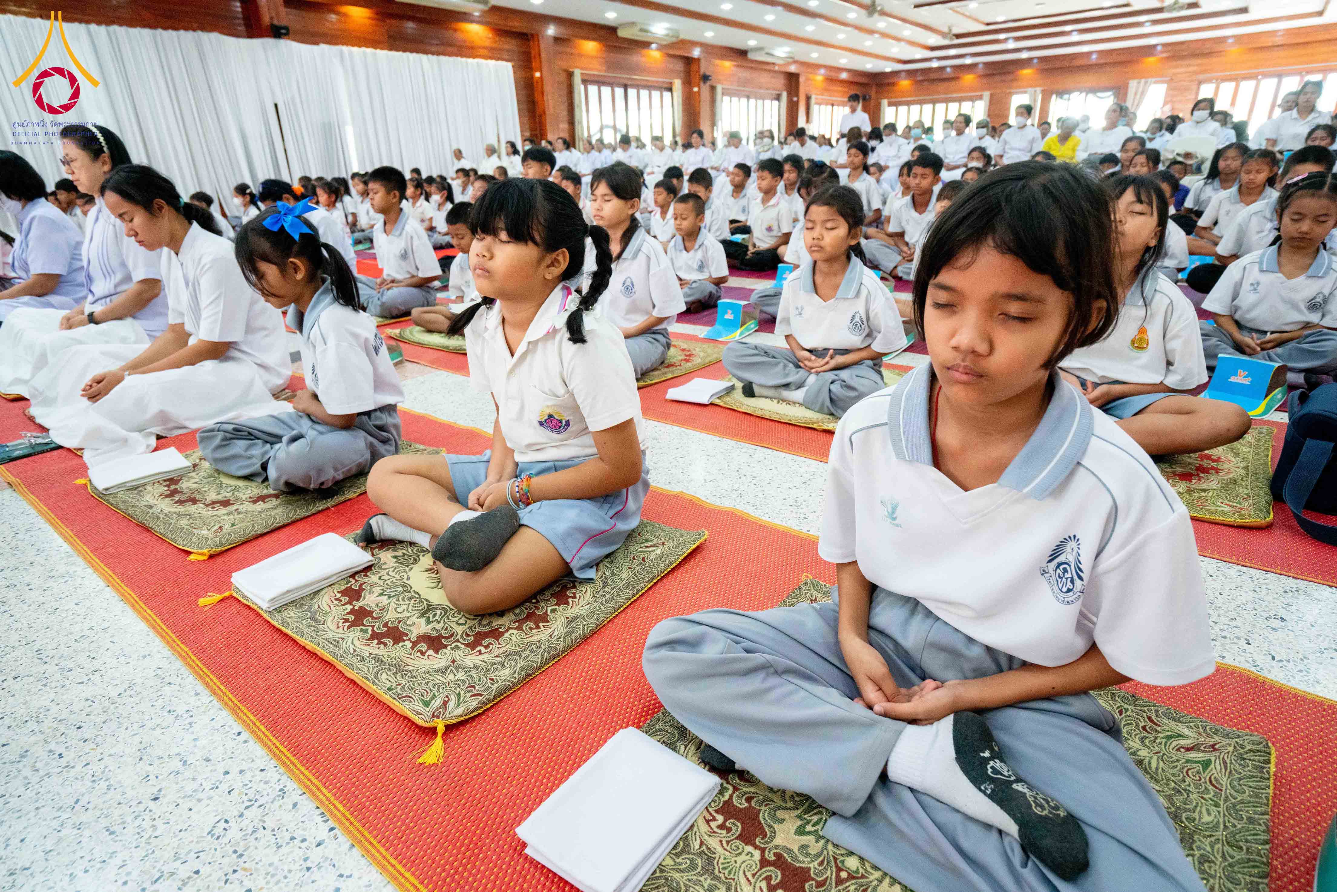 พิธีทอดผ้าป่าบำรุงศาสนสถาน ณ วัดบางไผ่นารถ จังหวัดนครปฐม