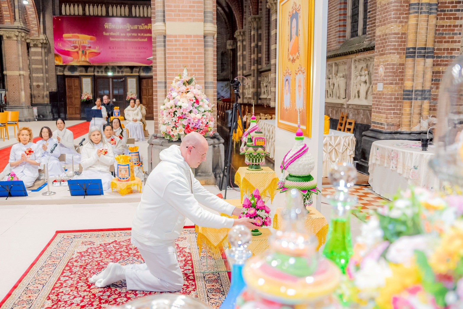 วัดพระธรรมกายเนเธอร์แลนด์ จัดงานบุญบูชาข้าวพระ