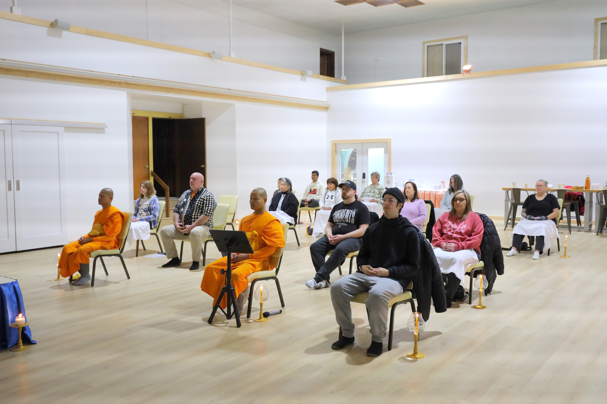 วัดพระธรรมกายแคนซัส จัดกิจกรรม Full Moon Mindfulness Meditation