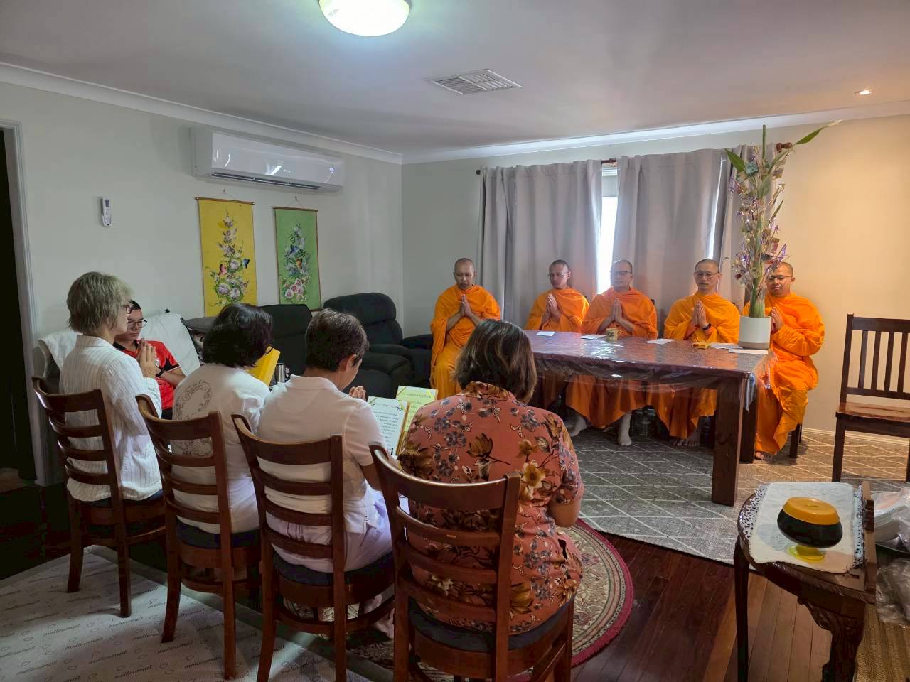 วัดพระธรรมกายนครซิดนีย์ จัดปฏิบัติธรรม ณ เมือง Emerald