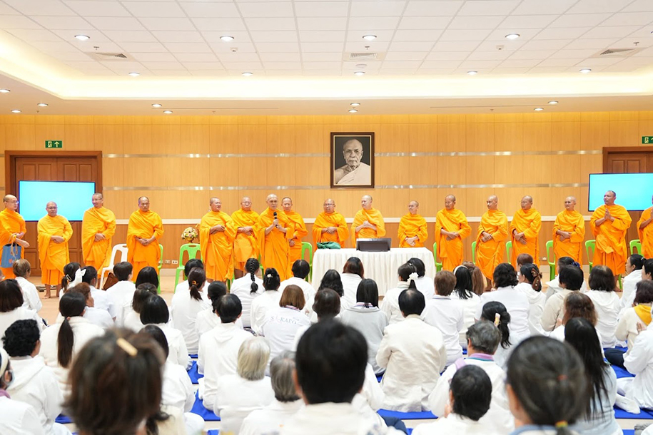 งานสัมมนาผู้นำบุญเตรียมงานถวายมหาสังฆทาน 40,000 วัดทั่วประเทศ ณ เวิลด์พีชเขาใหญ่ จังหวัดนครราชสีมา