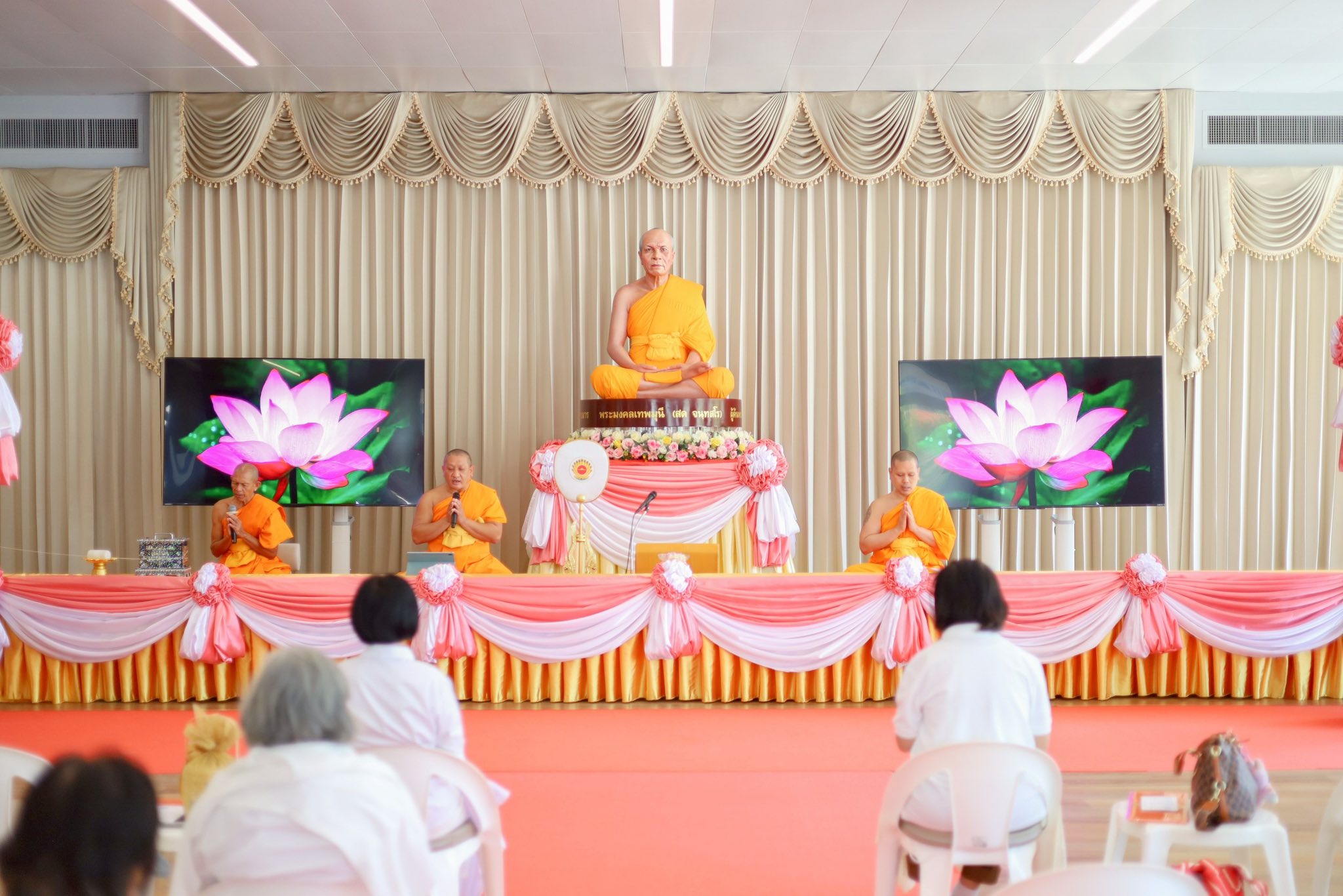ศูนย์ปฏิบัติธรรมภูเก็ต จัดพิธีบุพเปตพลี