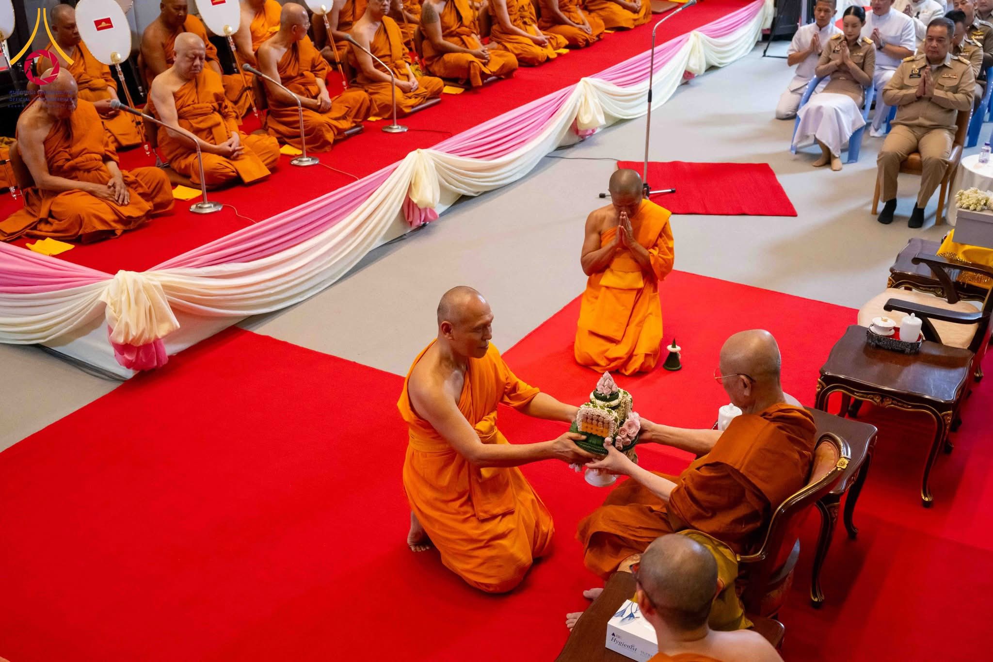 พิธีต้อนรับพระบัญชาสมเด็จพระสังฆราช แต่งตั้งเจ้าอาวาสวัดพระธรรมกาย เป็นที่ปรึกษาเจ้าคณะจังหวัดปทุมธานี