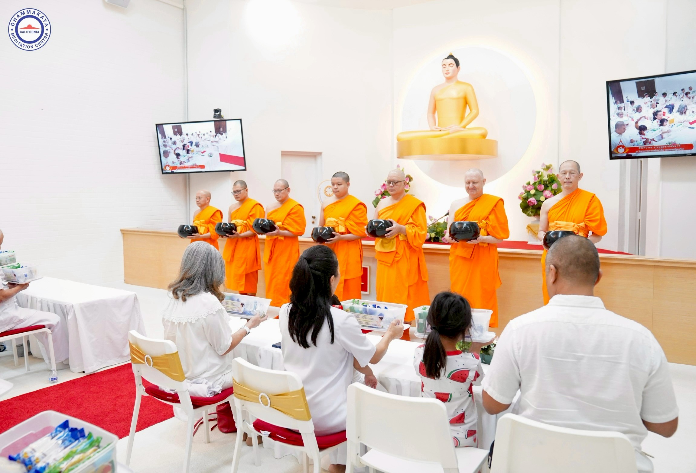วัดพระธรรมกายแคลิฟอร์เนีย จัดกิจกรรมงานบุญประจำสัปดาห์