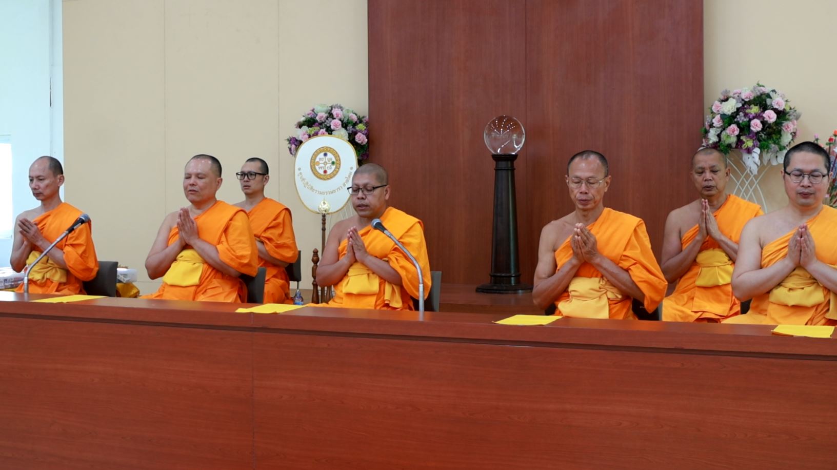 พิธีทอดผ้าป่า เพื่อถวายยานพาหนะ ณ ศูนย์ปฏิบัติธรรม ธรรมธารา สายไหม กรุงเทพมหานคร