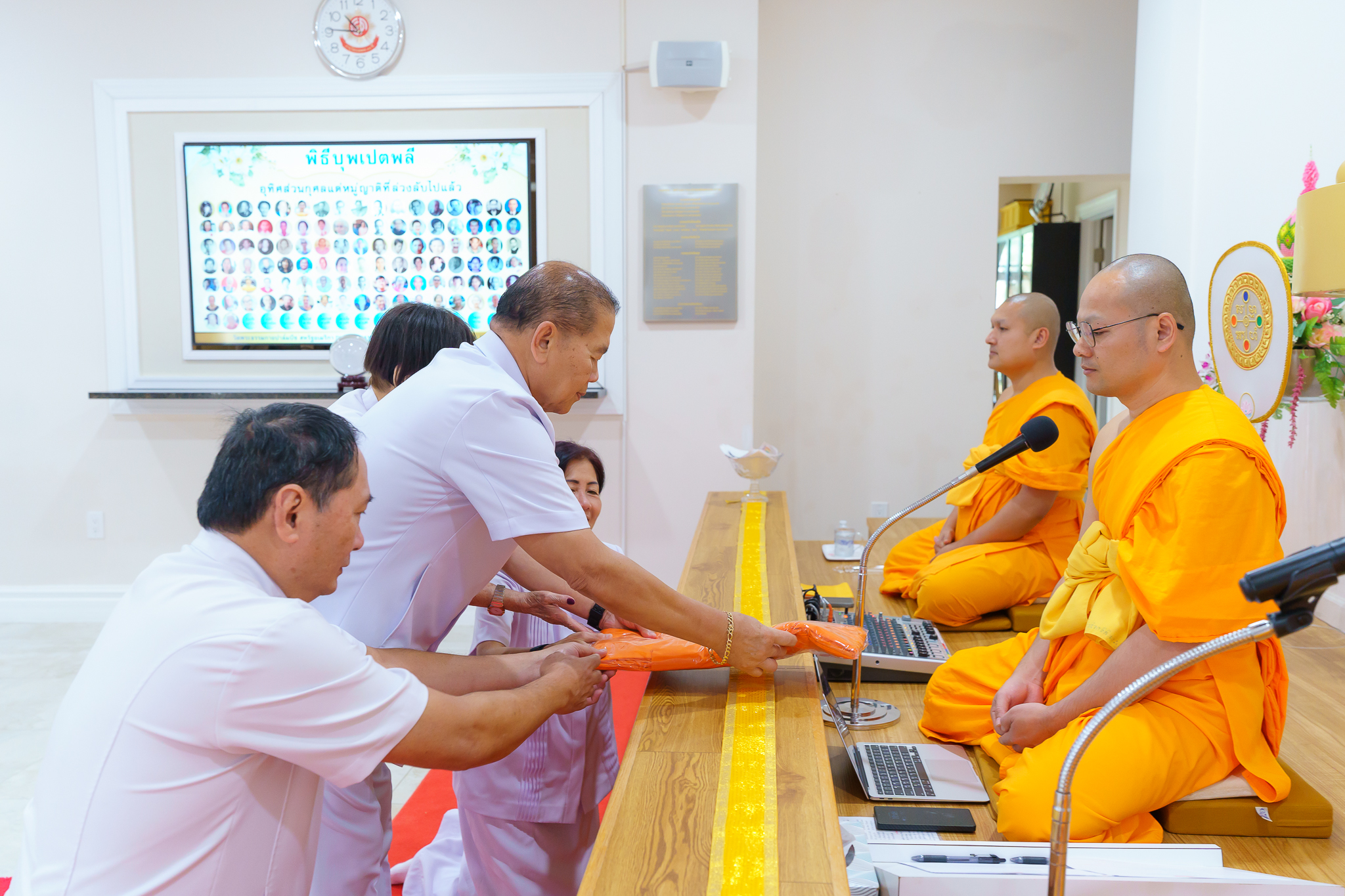วัดพระธรรมกายปาล์มบีช จัดงานบุญวันอาทิตย์