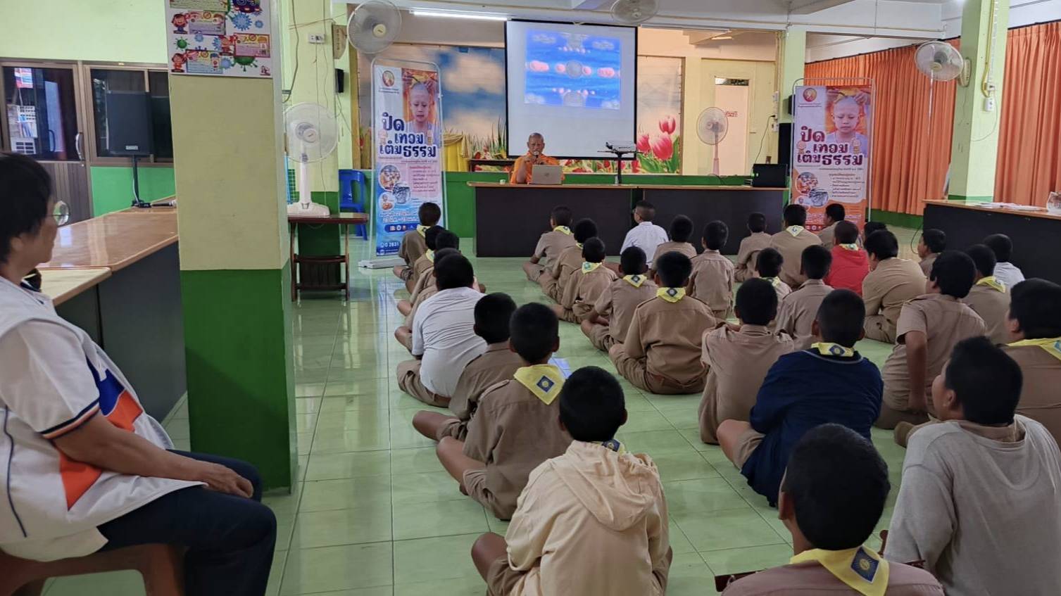 บรรยากาศชวนบวชสามเณรภาคฤดูร้อน จังหวัดจันทบุรี