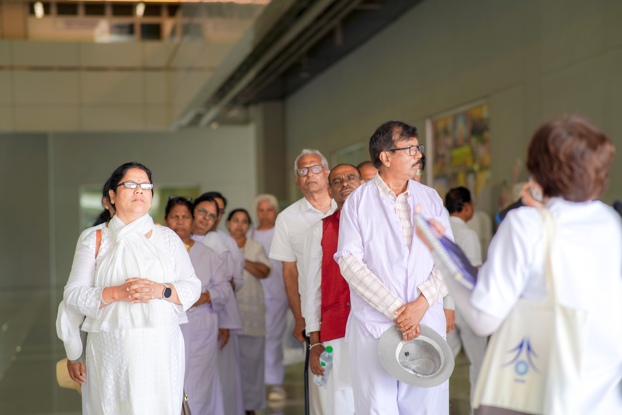 คณะชาวอินเดีย เดินทางมาเยี่ยมชมวัดพระธรรมกาย