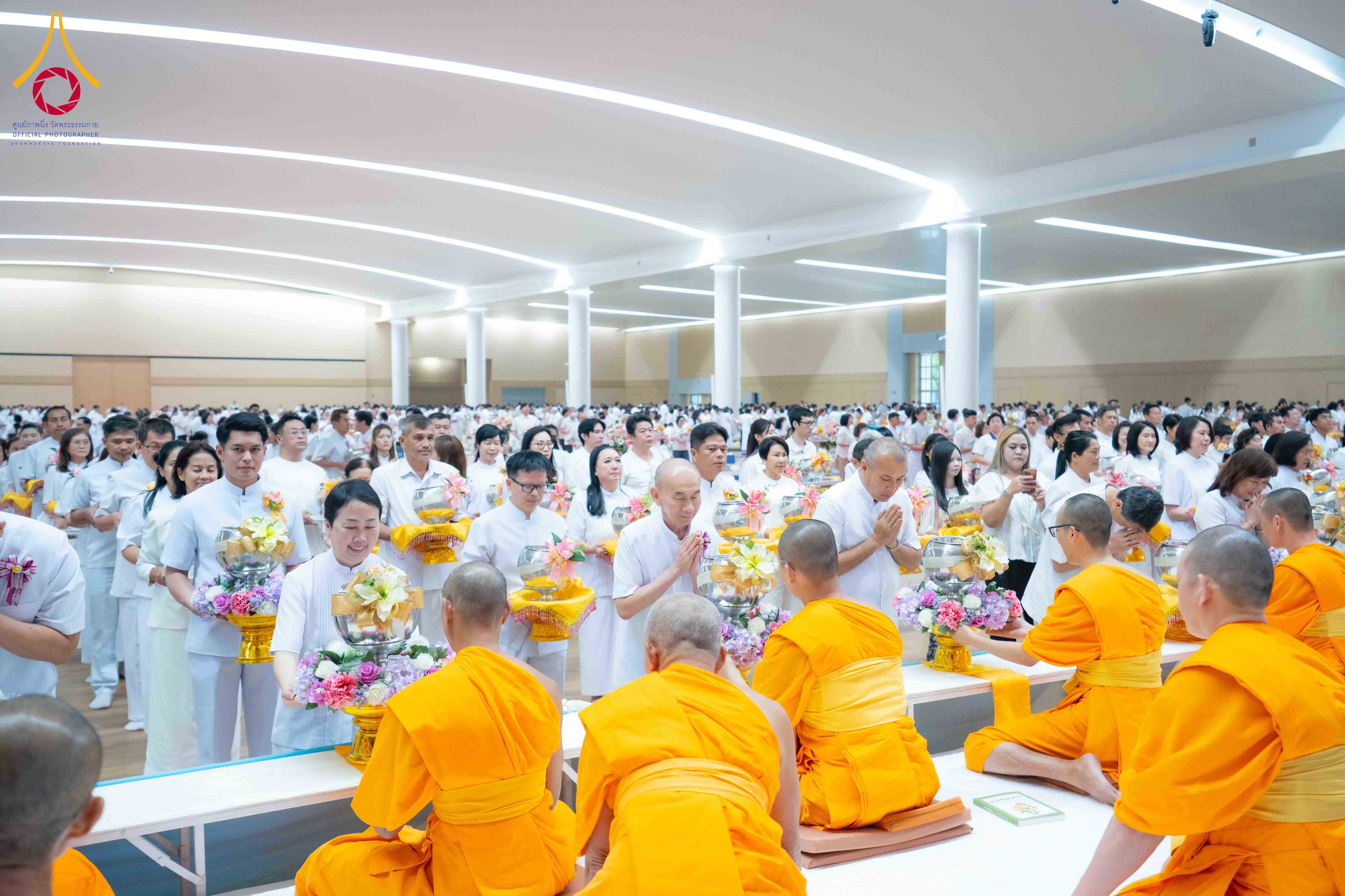 พิธีถวายโคมมาฆประทีป