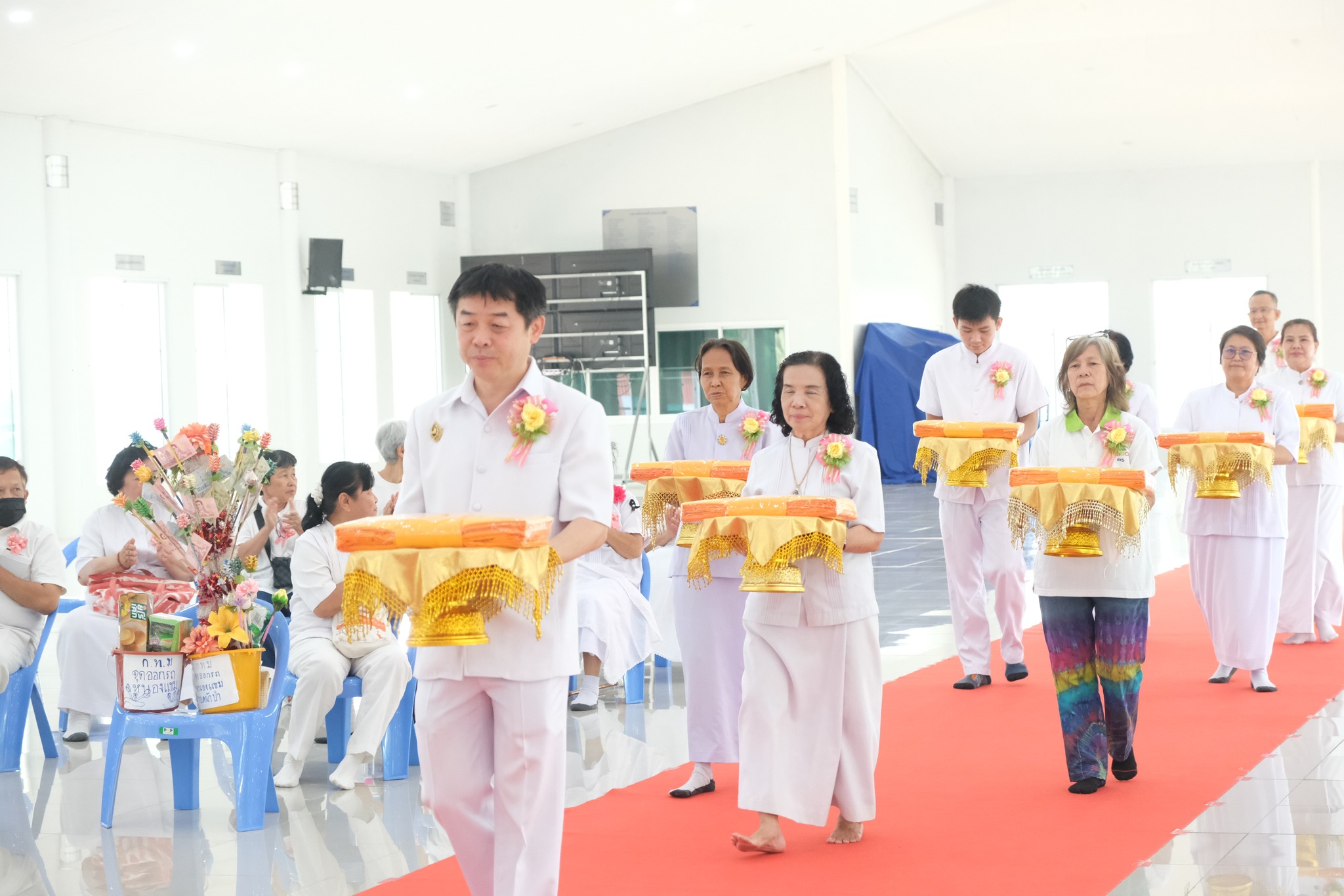 ศูนย์อบรมเยาวชนนครปฐม จัดพิธีทอดผ้าป่าเพื่อบำรุงศูนย์