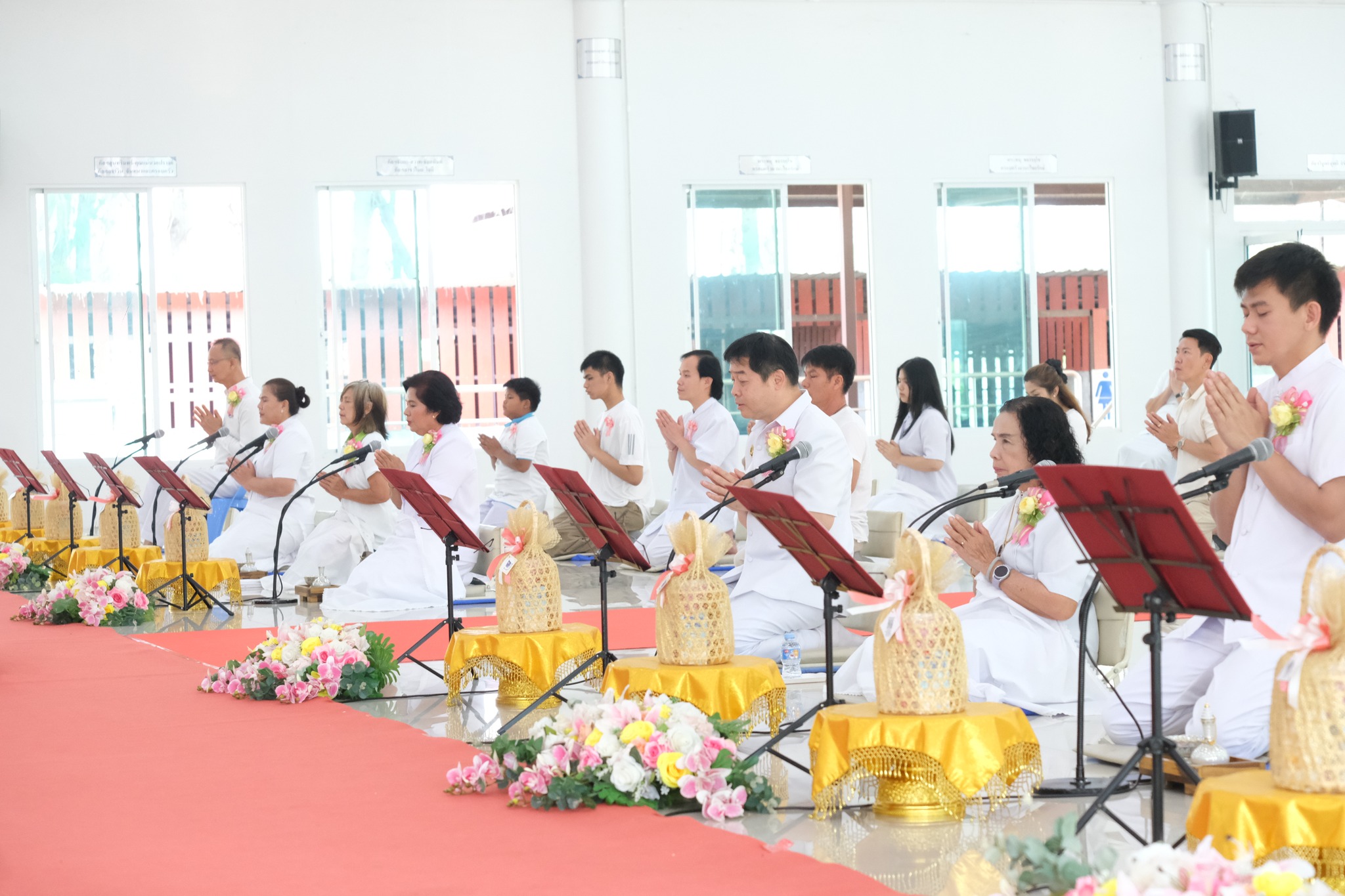 ศูนย์อบรมเยาวชนนครปฐม จัดพิธีทอดผ้าป่าเพื่อบำรุงศูนย์