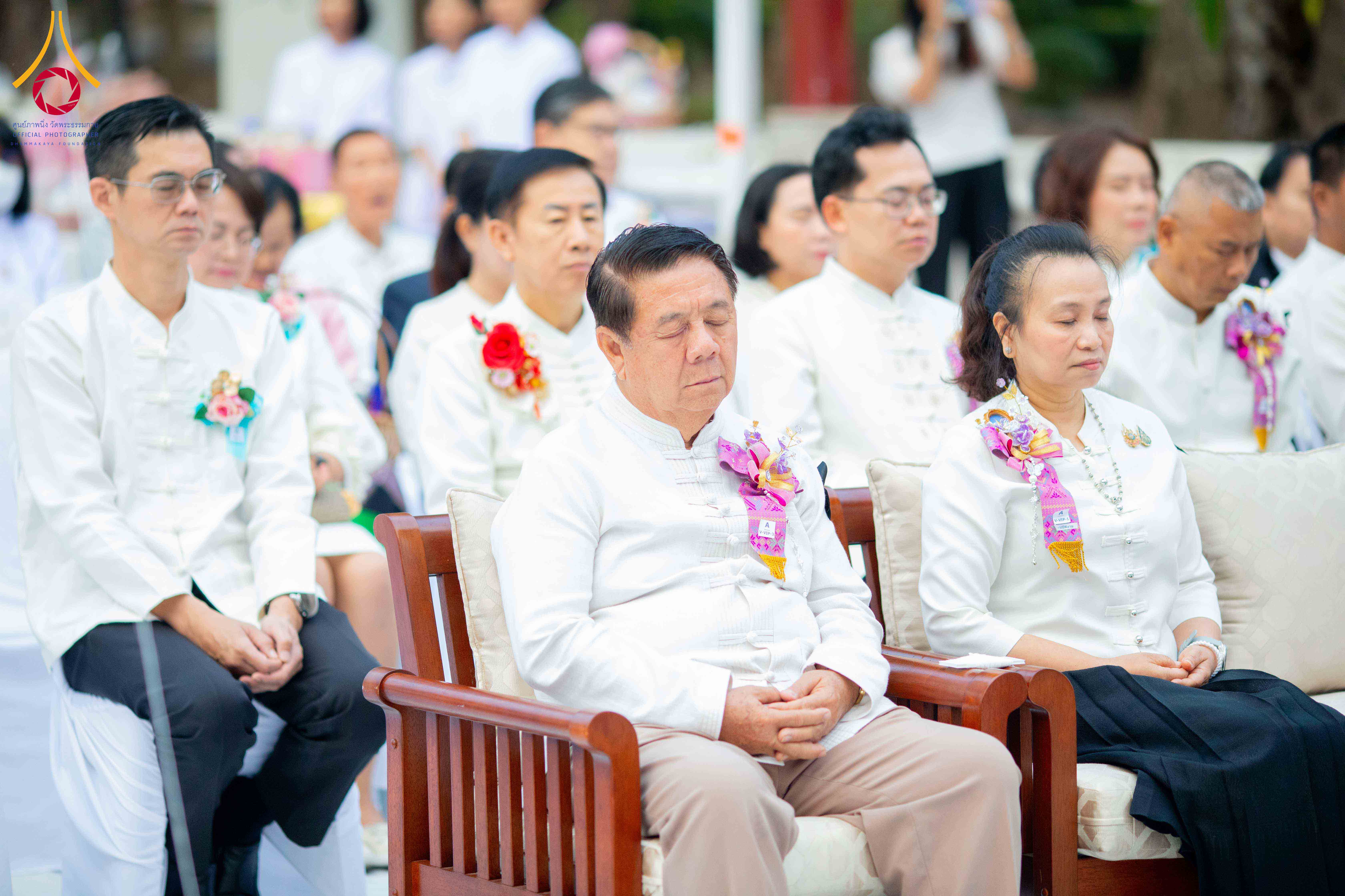 พิธีทำบุญตักบาตร 1,111 รูป ครบรอบ 744 ปีนครน่าน ทำบุญสืบชะตาเมือง และช่วยเหลือคณะสงฆ์ 323 วัด 4 จังหวัด ชายแดนภาคใต้