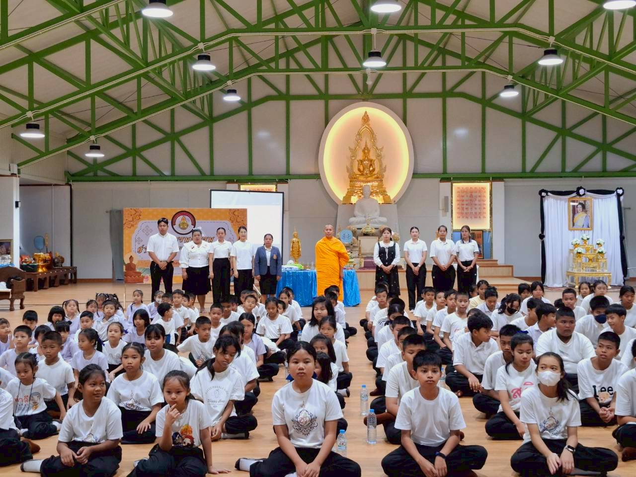 โครงการอบรมคุณธรรมโรงเรียนวัดทางกลาง(ประชาสามัคคีอุปถัมภ์)