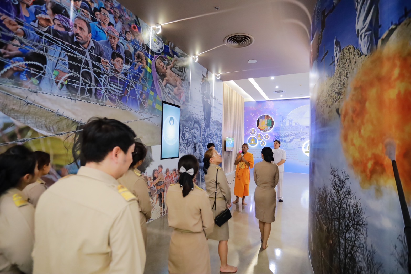 ข้าราชการครูและบุคลากรทางการศึกษา มาศึกษาดูงาน ณ วัดพระธรรมกาย