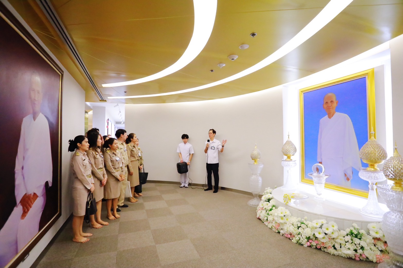 ข้าราชการครูและบุคลากรทางการศึกษา มาศึกษาดูงาน ณ วัดพระธรรมกาย