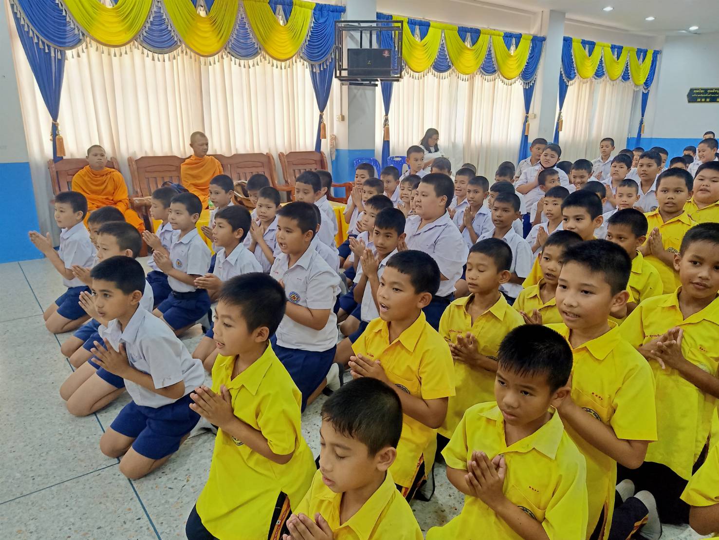 บรรยากาศชวนบวชสามเณรภาคฤดูร้อน จังหวัดระนอง