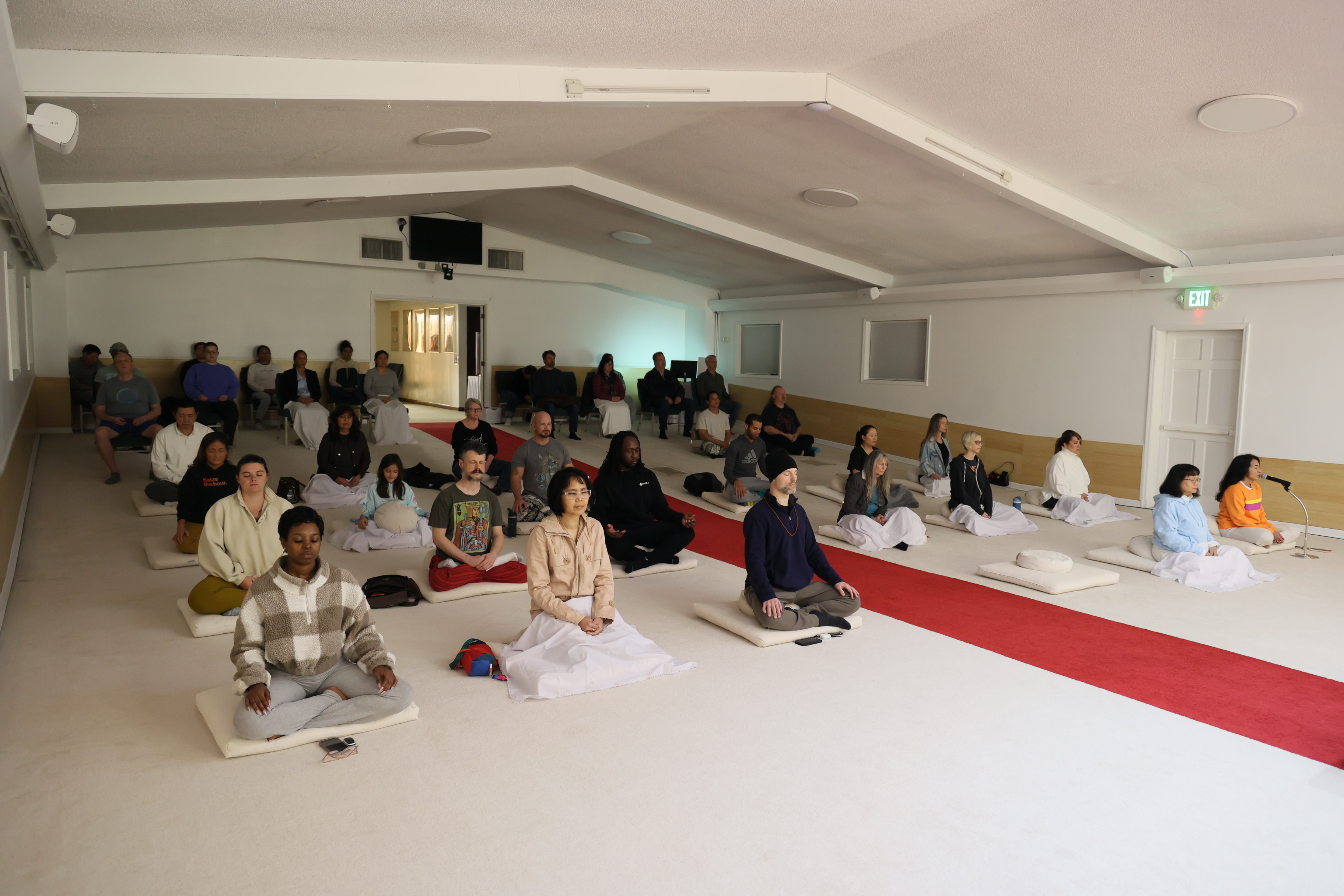 วัดพระธรรมกายจอร์เจีย จัดกิจกรรมปฏิบัติธรรม มอบสันติสุขภายในสู่ชาวท้องถิ่น