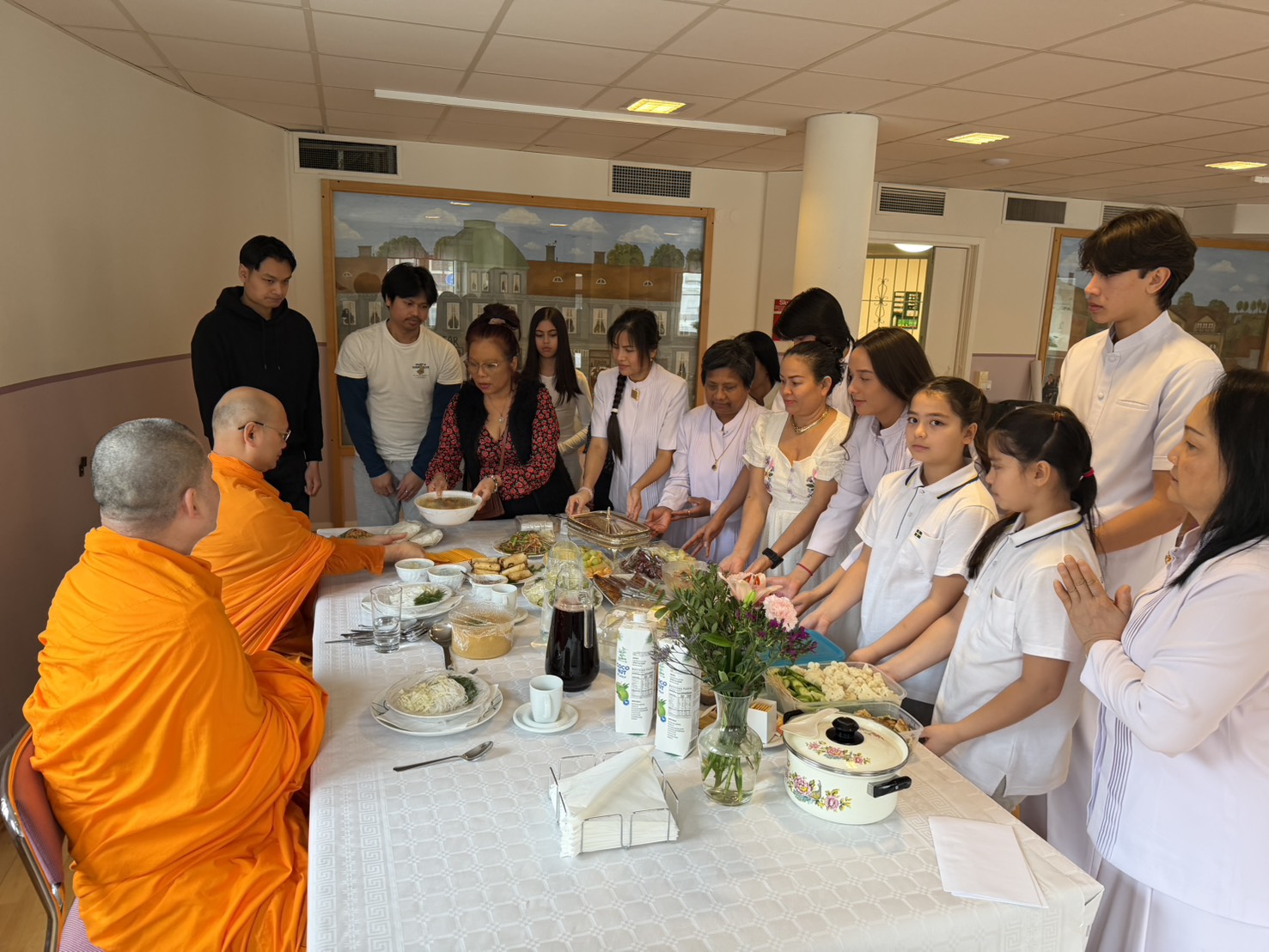 วัดพระธรรมกายบูโรส จัดปฏิบัติธรรมแก่ชาวท้องถิ่น ณ เมือง Landskrona
