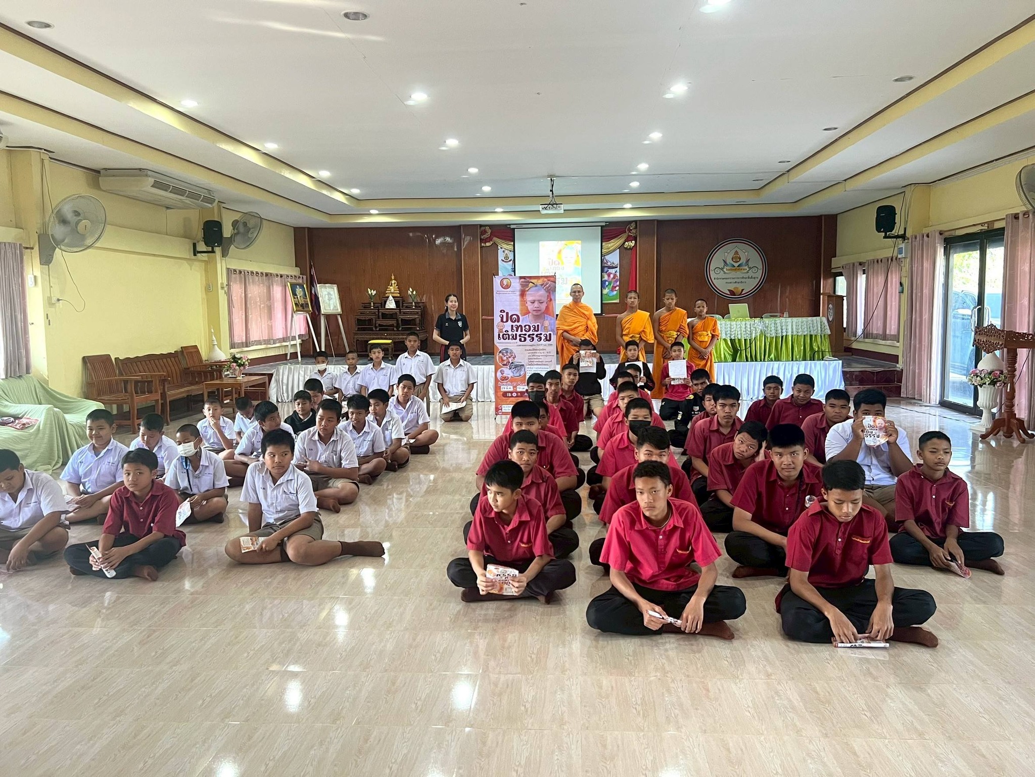 บรรยากาศชวนบวชสามเณรภาคฤดูร้อน โรงเรียนบ้านใหม่สามัคคี จ.ลพบุรี