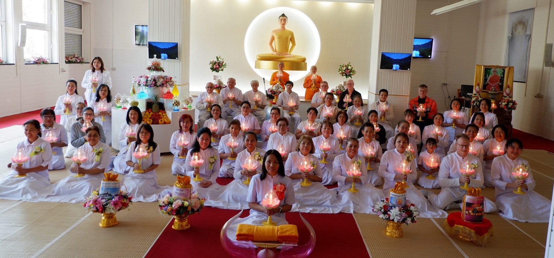 วัดพุทธนอร์ดไรน์-เวสท์ฟาเลน จัดงานบุญบูชาข้าวพระ